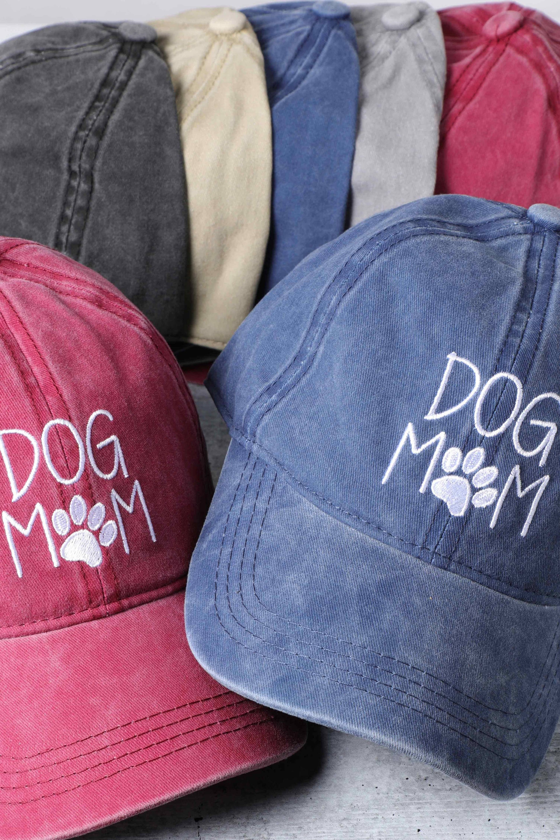 DOG MOM Embroidered Cotton Baseball Caps