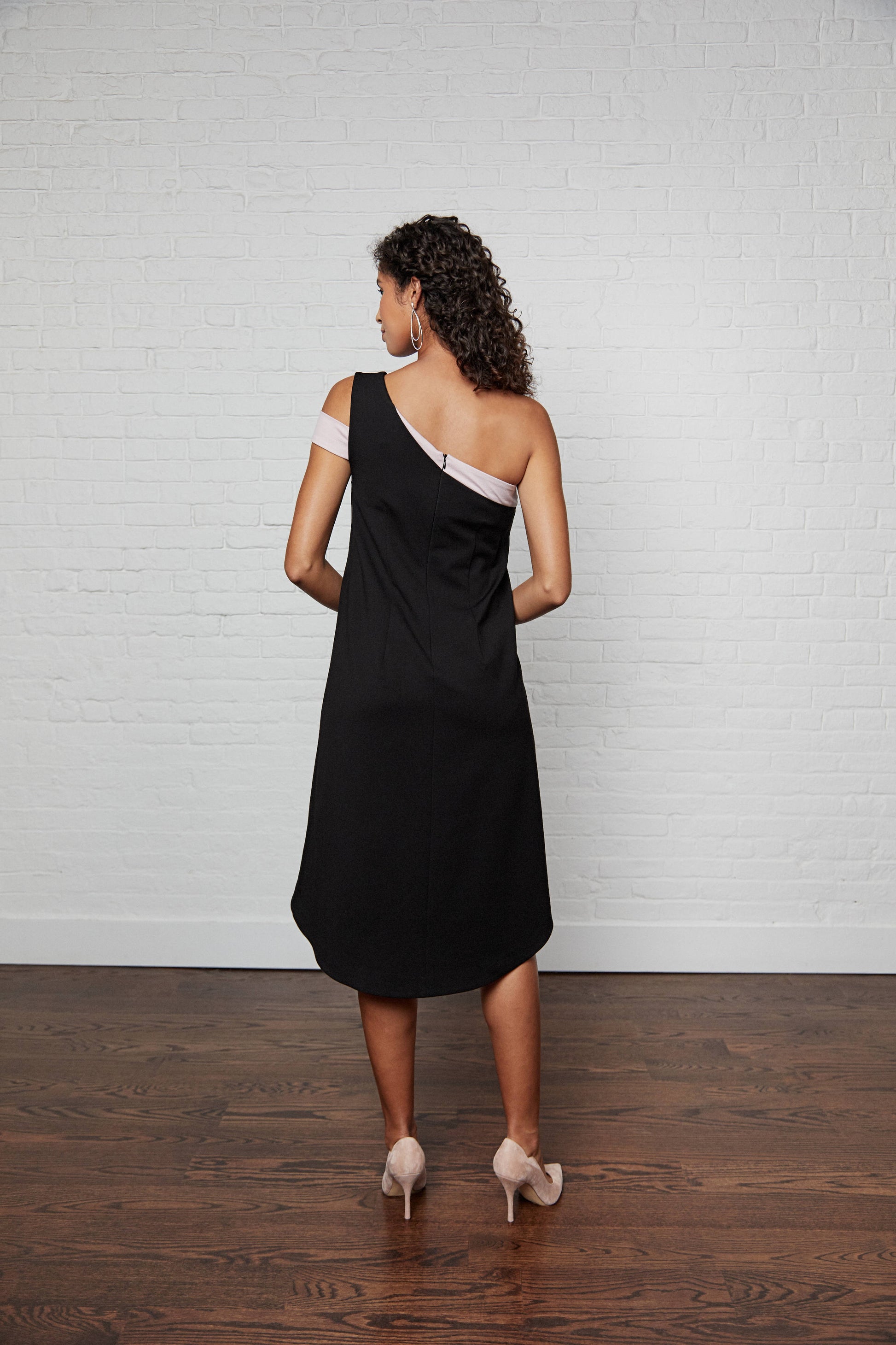 The Karolina Dress