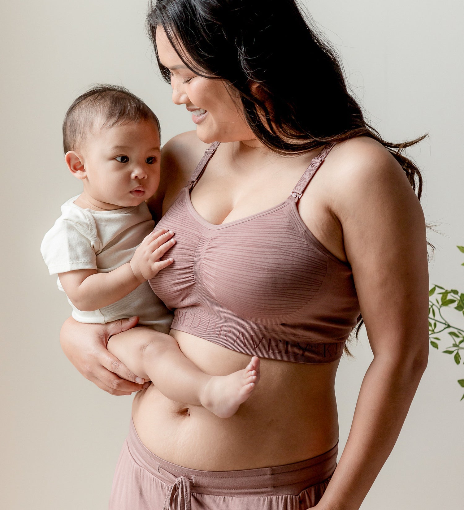 Sublime® Hands-Free Pumping & Nursing Bra | Twilight