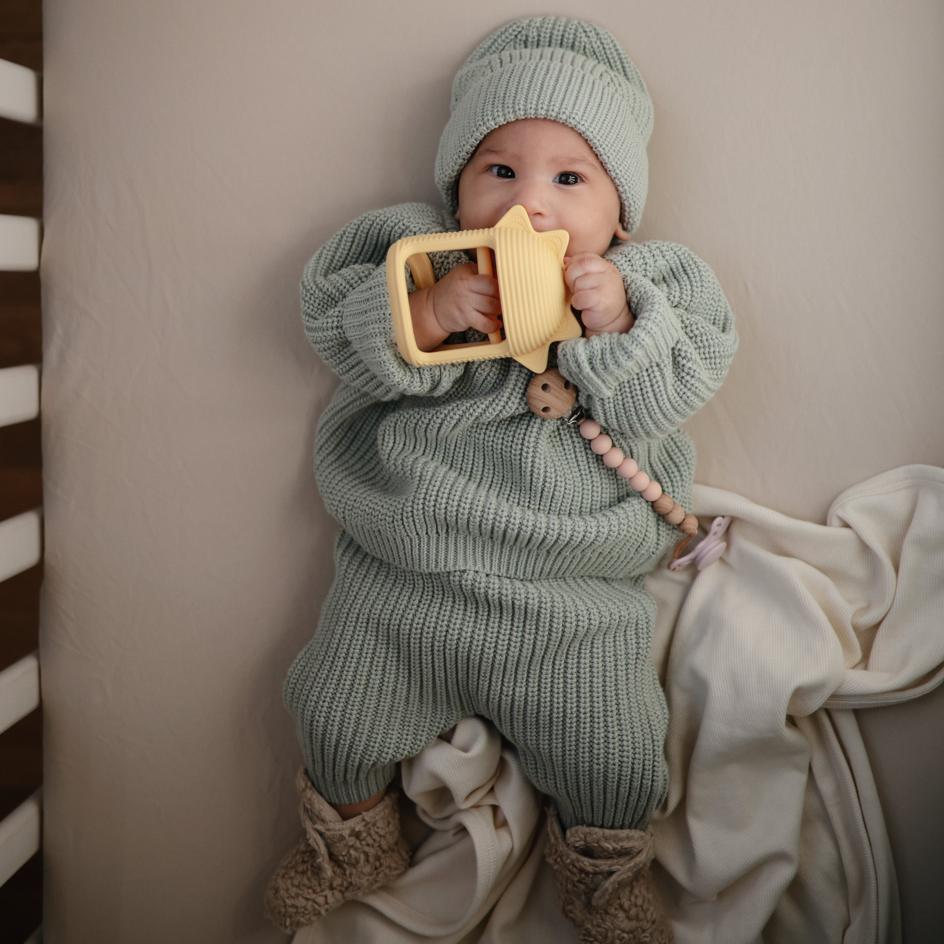 Image of Extra Soft Muslin Crib Sheet - 2 Pack