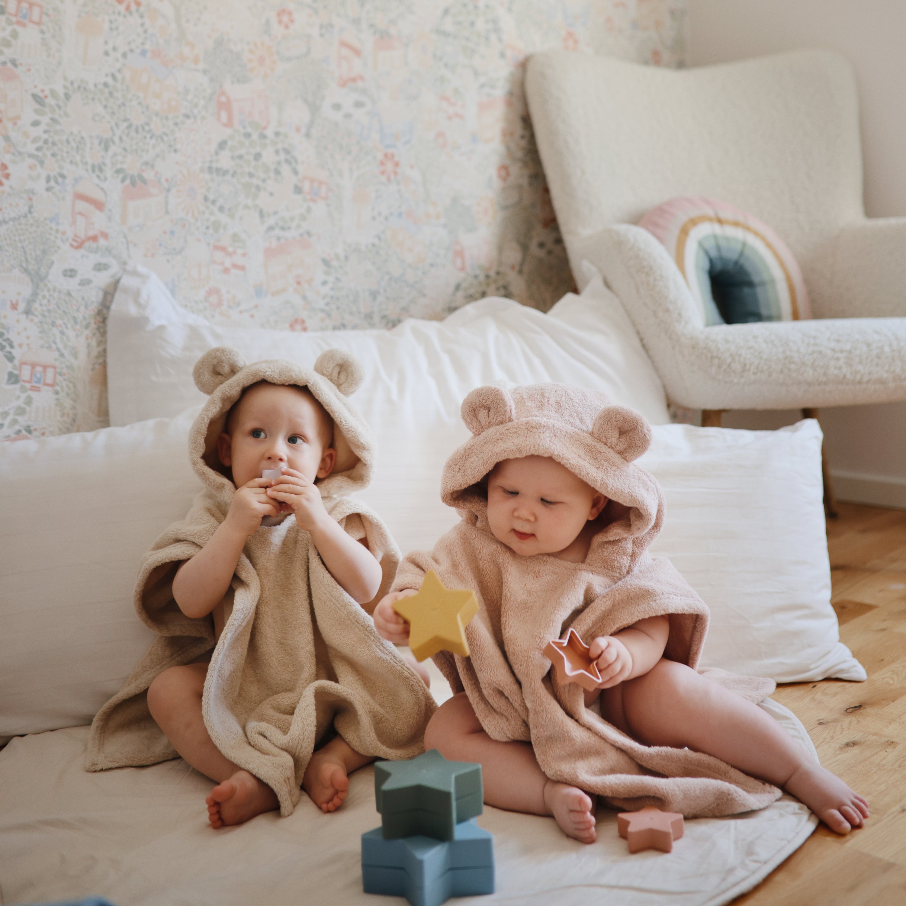 Image of Nesting Stars Toy