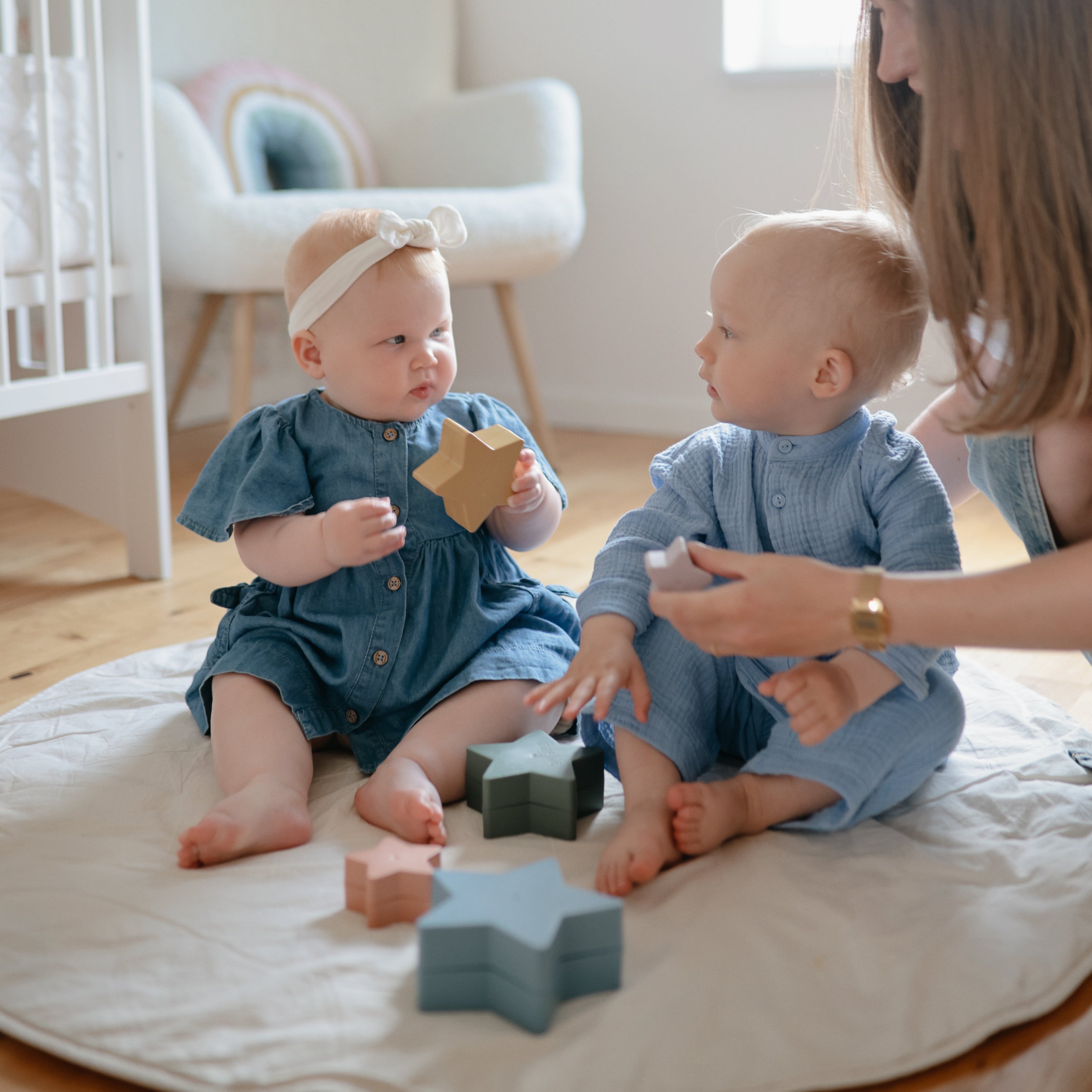 Image of Nesting Stars Toy