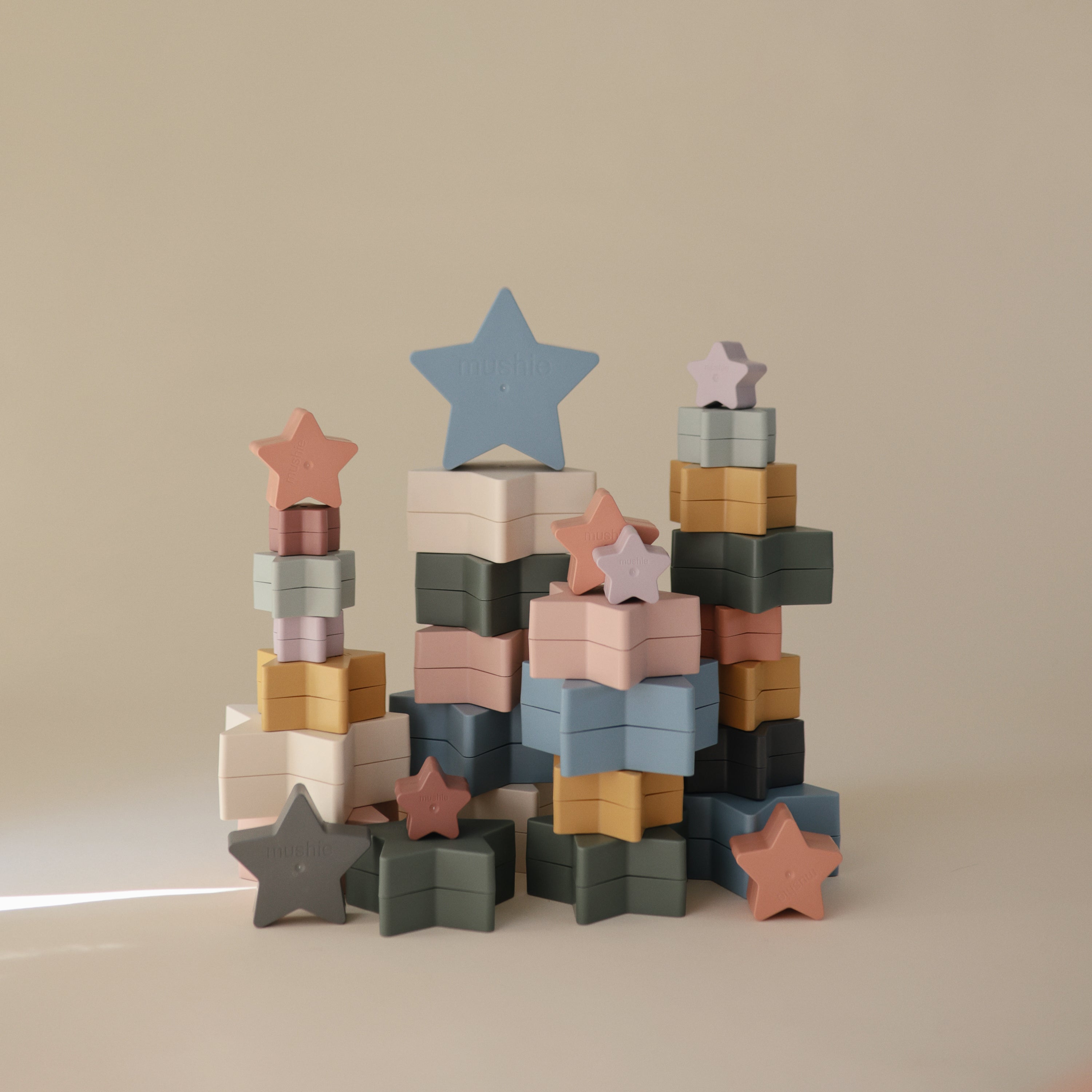 Image of Nesting Stars Toy