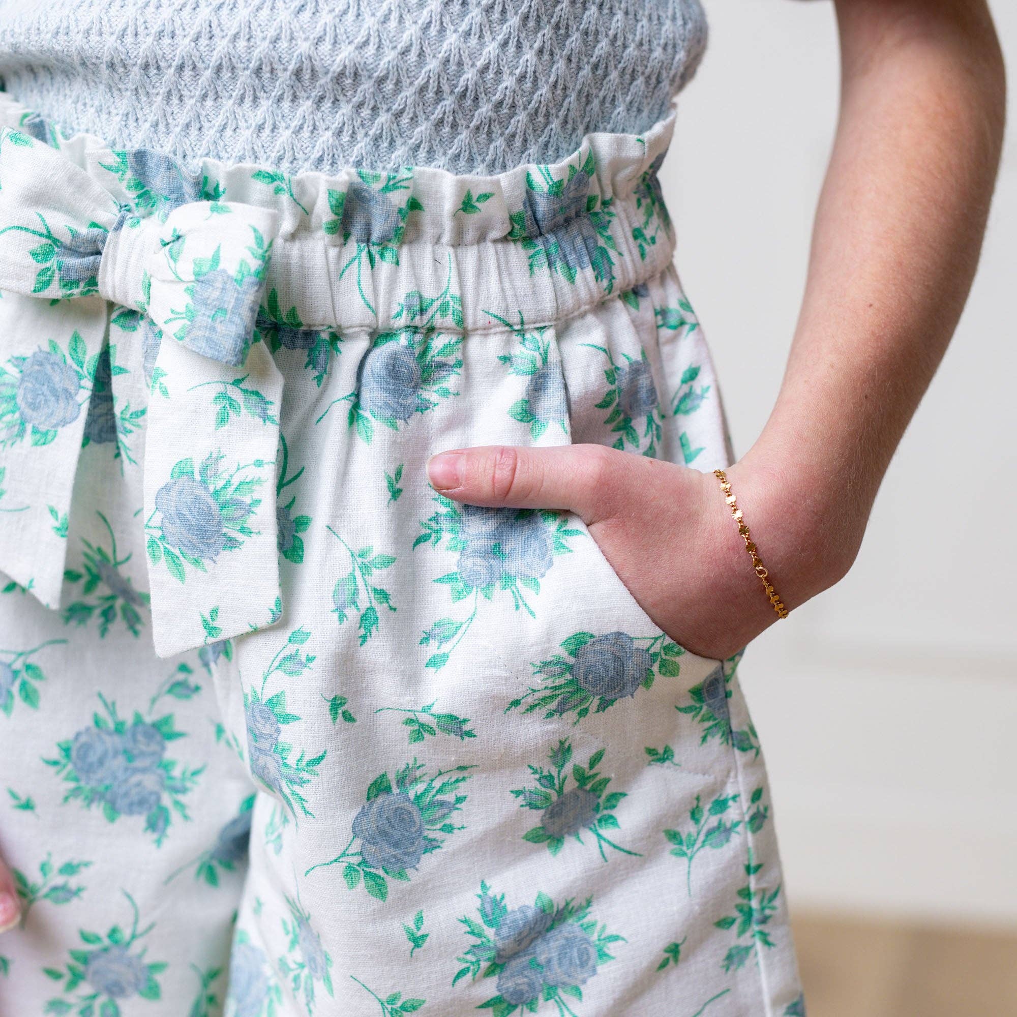 Image of Hope and Henry - Linen Pull-On Paperbag Shorts