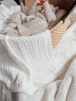 Image of Luna + Luca Cable Knit Baby Blanket