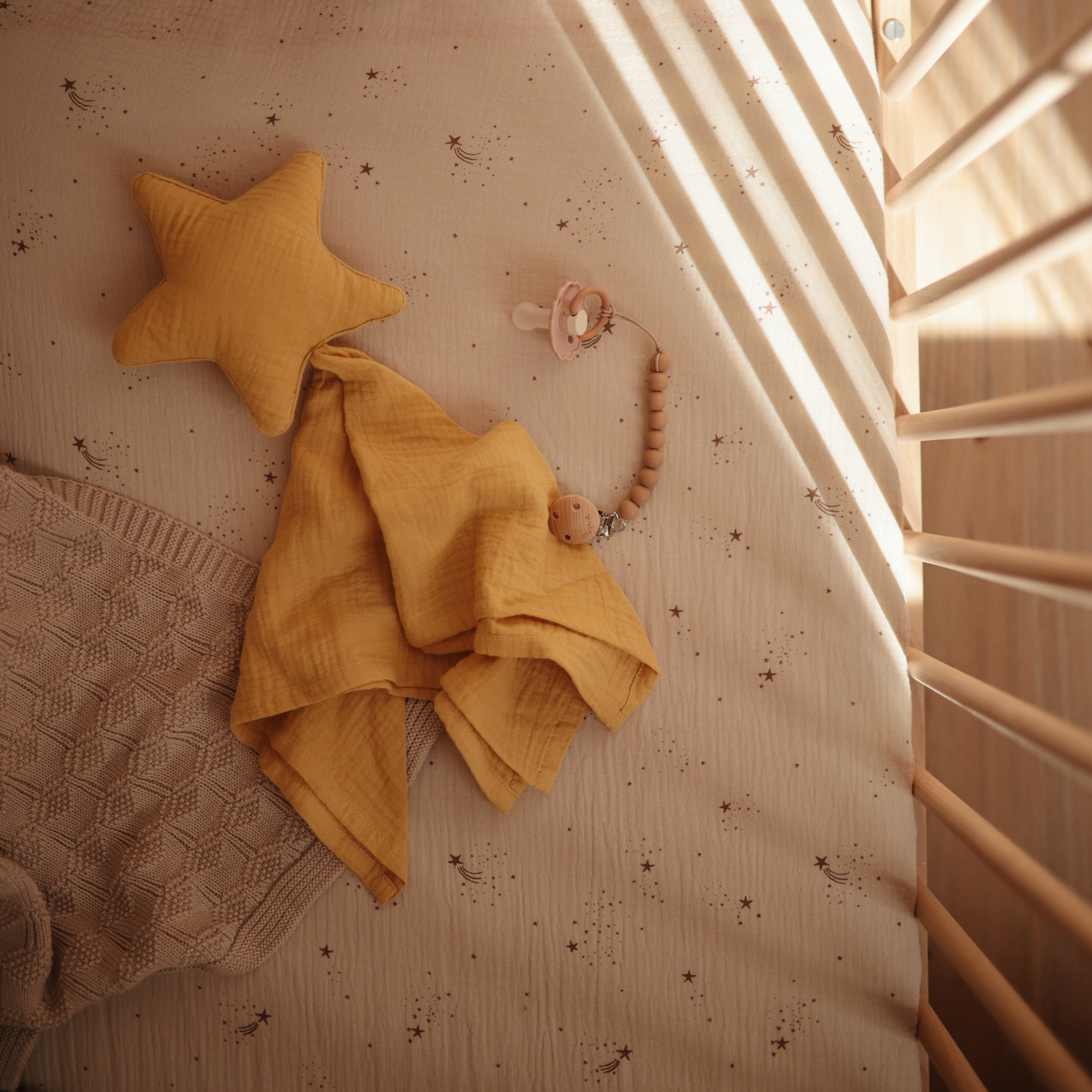 Image of Extra Soft Bassinet Muslin Crib Sheet