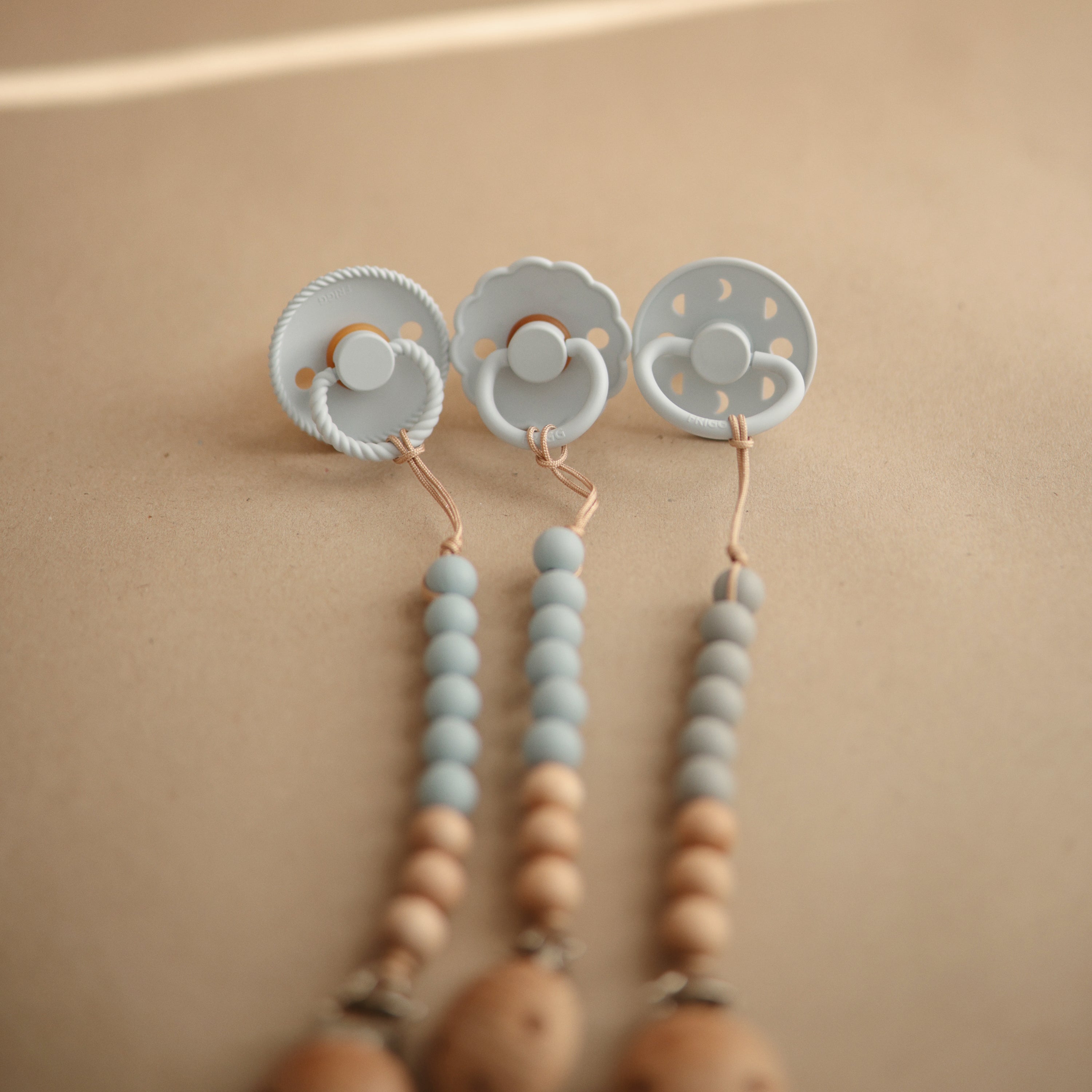 Image of Silicone Pacifier Clip | Eva