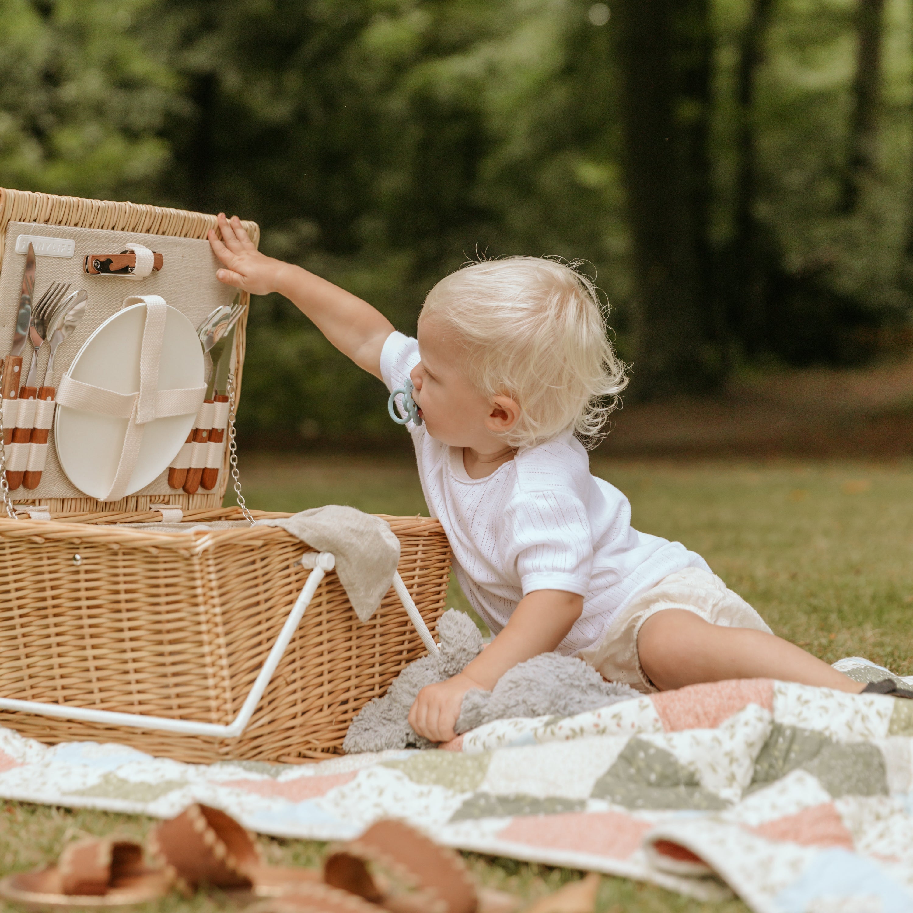 Image of FRIGG Andersen Fairytale Natural Rubber Pacifier 2-Pack