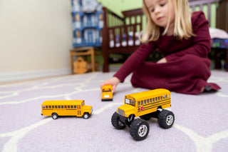 Toysmith - Monster School Bus, Pull Back Action, Die-Cast