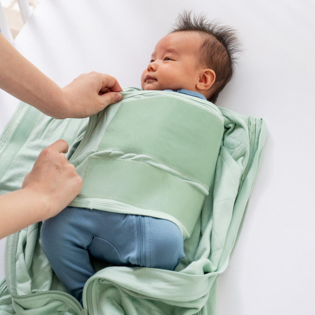 Image of Bamboo Classic Swaddle (Non-weighted)