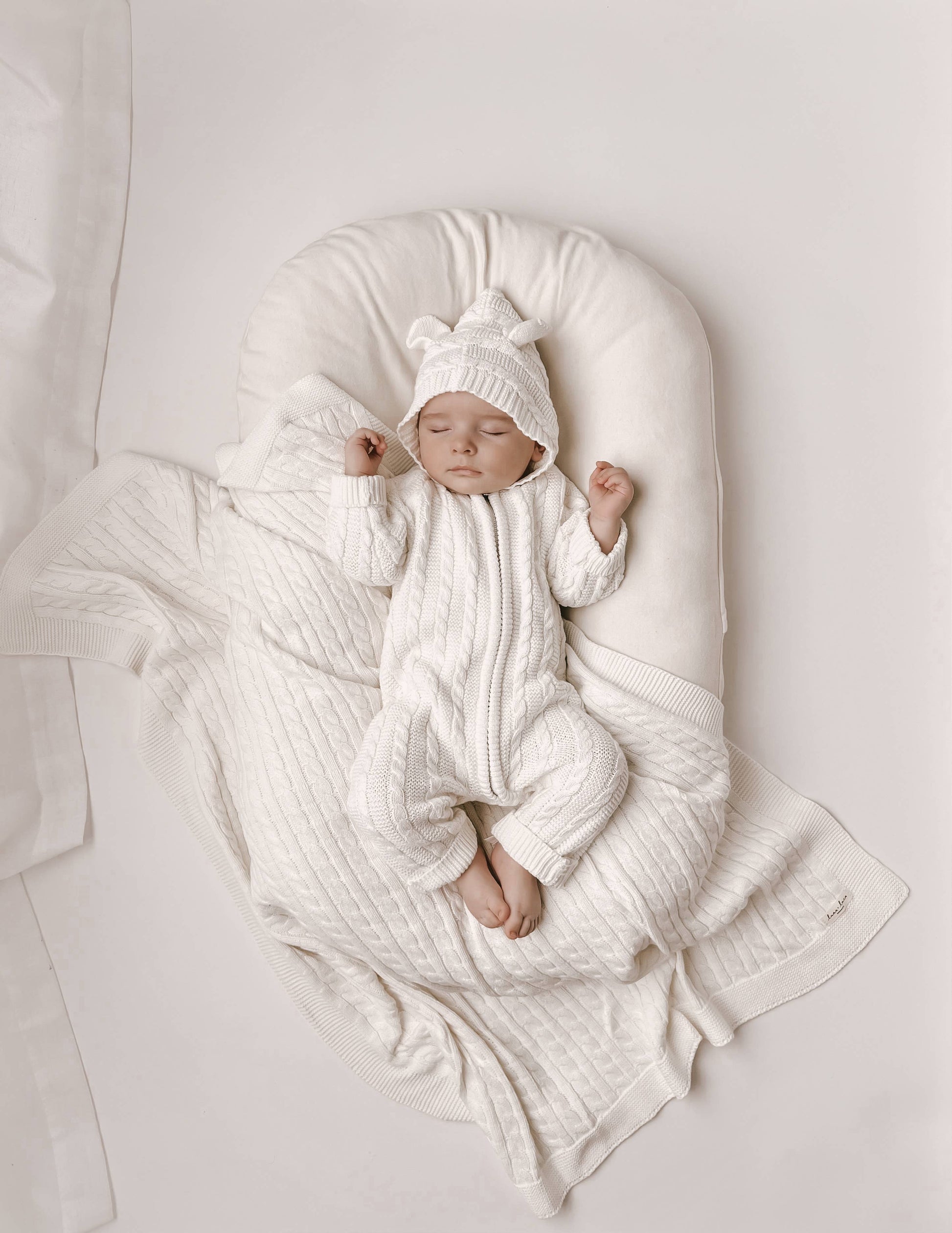 Luna + Luca Cable Knit Baby Blanket