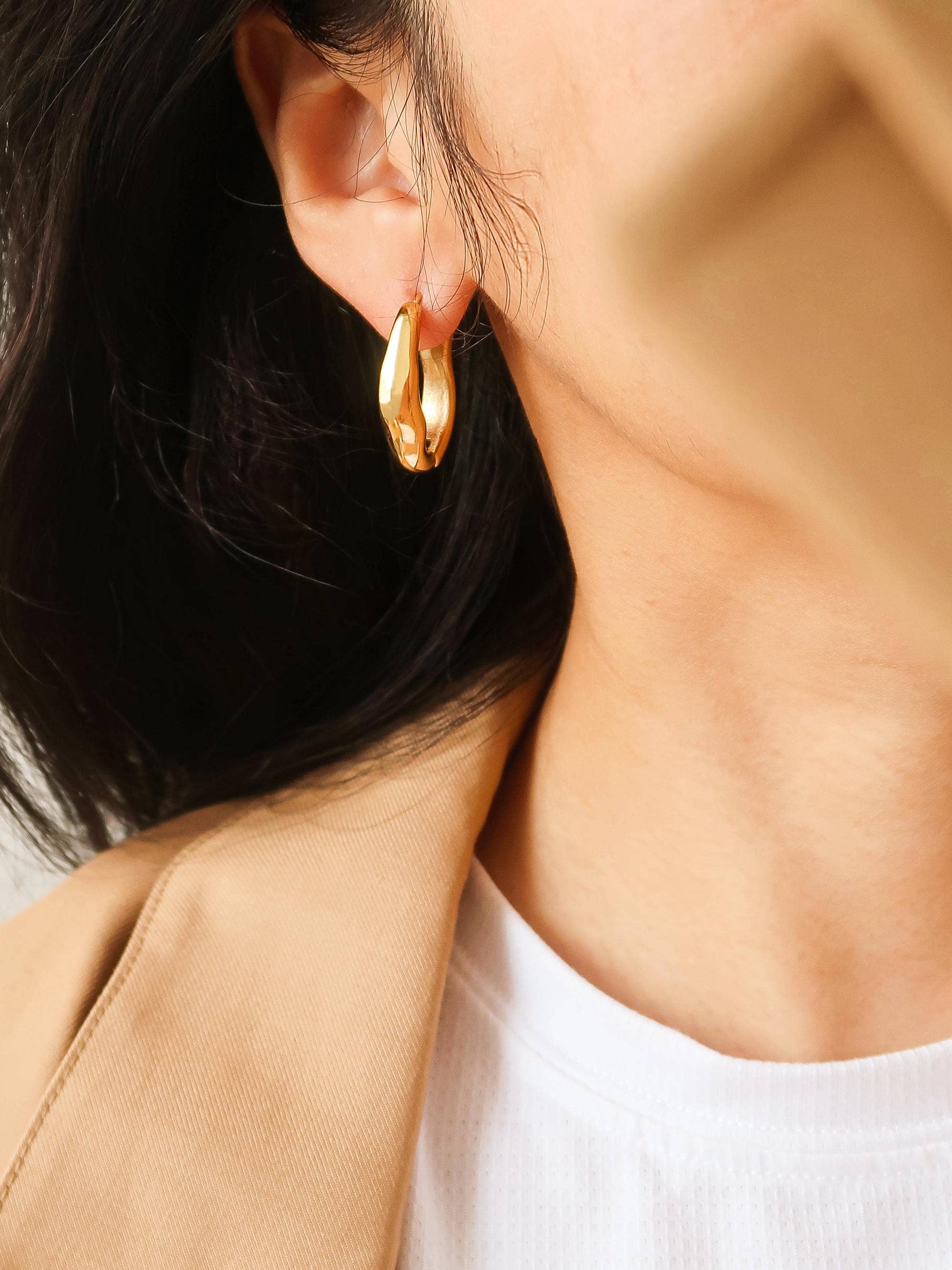 Flânerie by MAIQ - Darcy 18K Gold Non-Tarnish Oval Hoop Earring