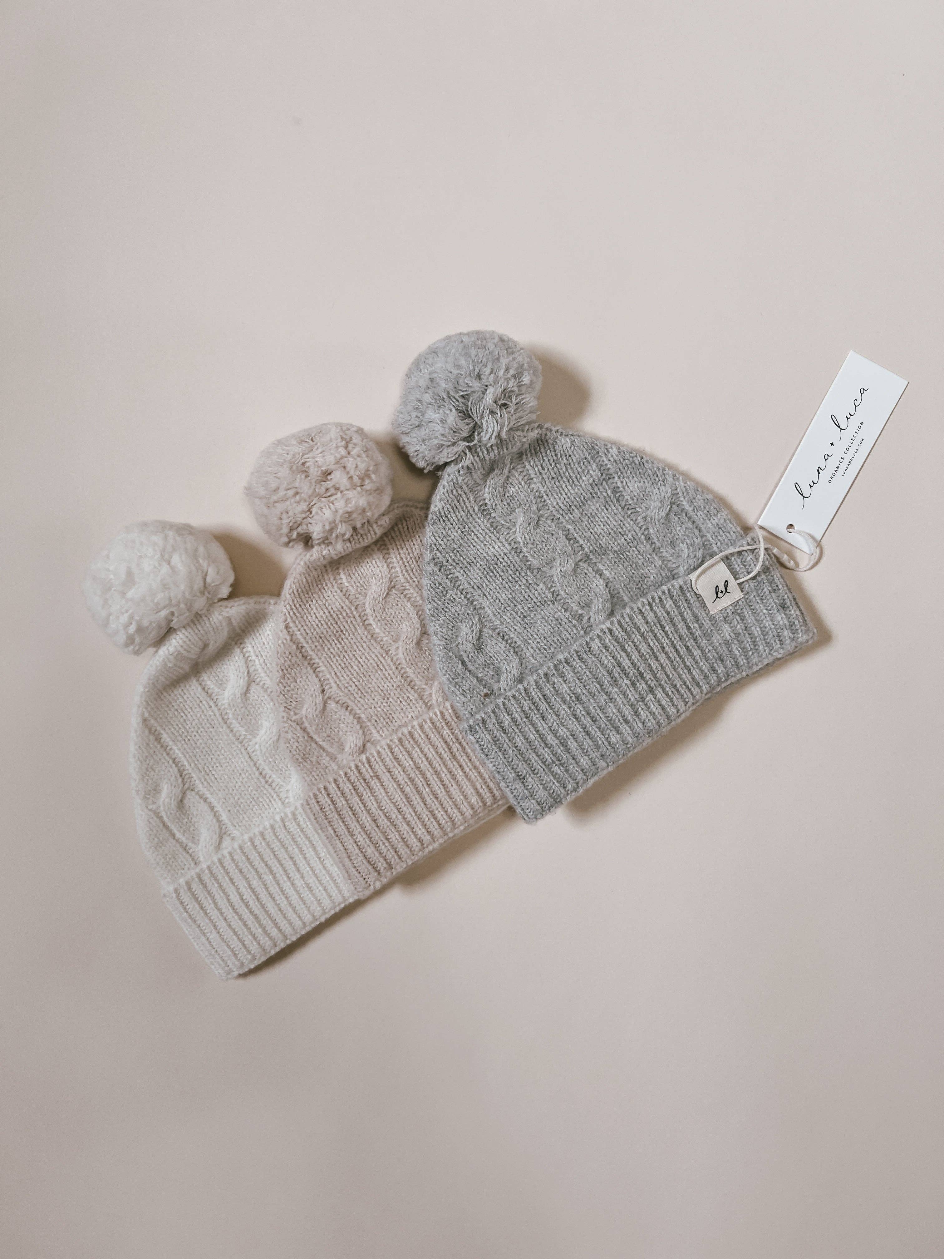 Cable Knit Pom Beanie - Heather Gray