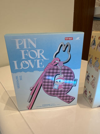Labubu Pin for Love - Keychain