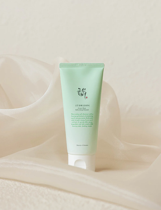 Green Plum Refreshing Vegan Cleanser