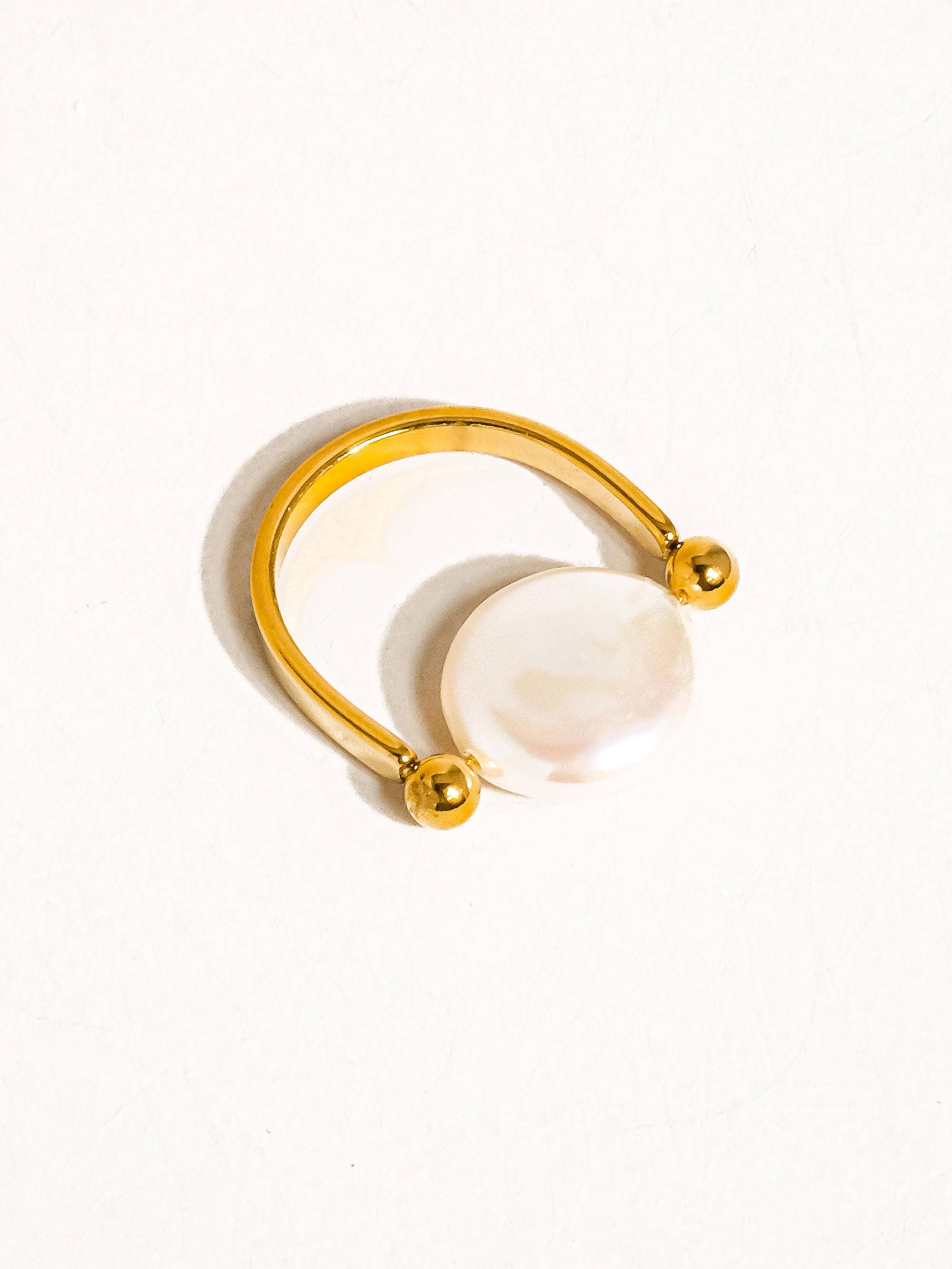 Image of Déodat 18K Gold Non-Tarnish Baroque Pearl Ring
