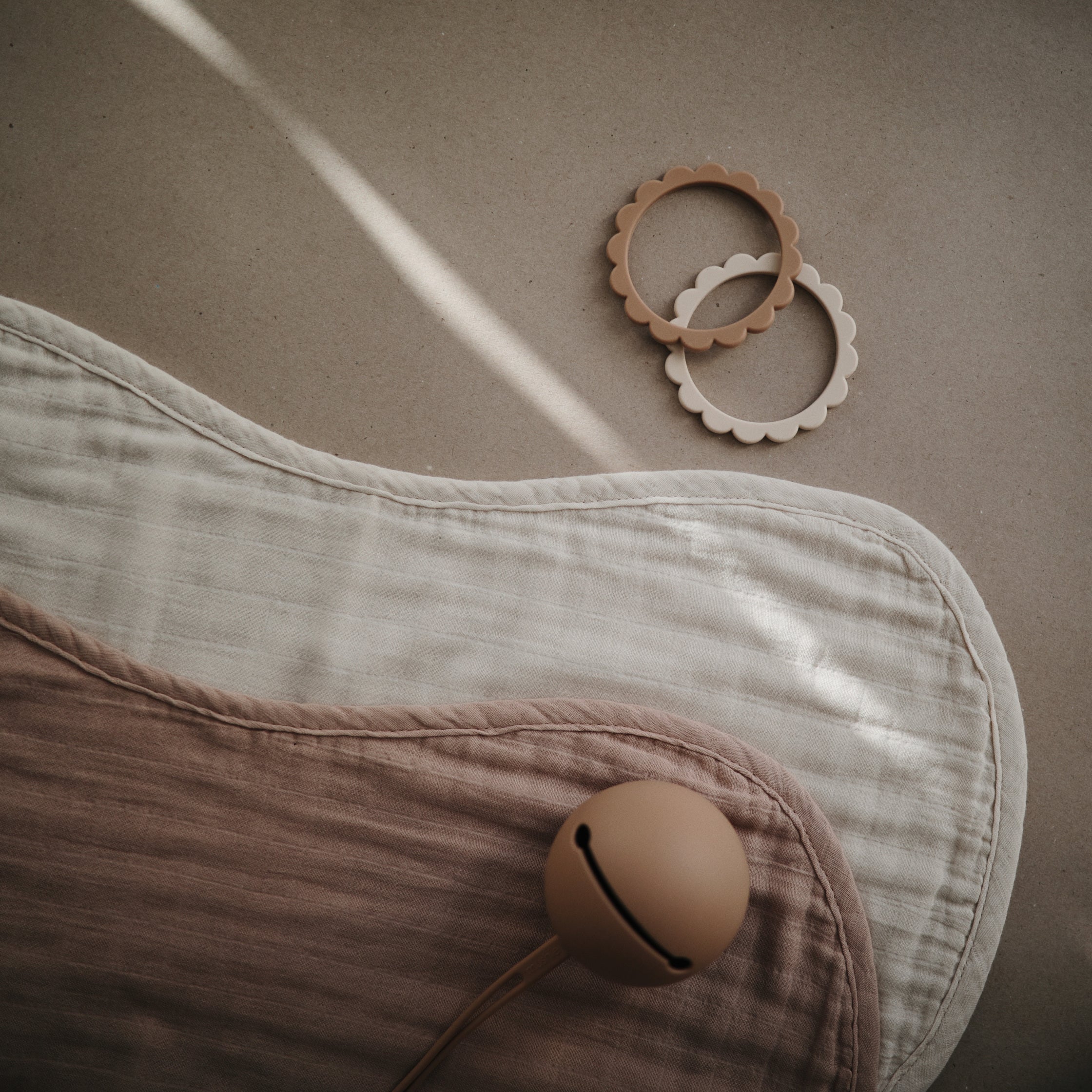 Image of Organic Cotton Muslin Burp Cloth 2-Pack