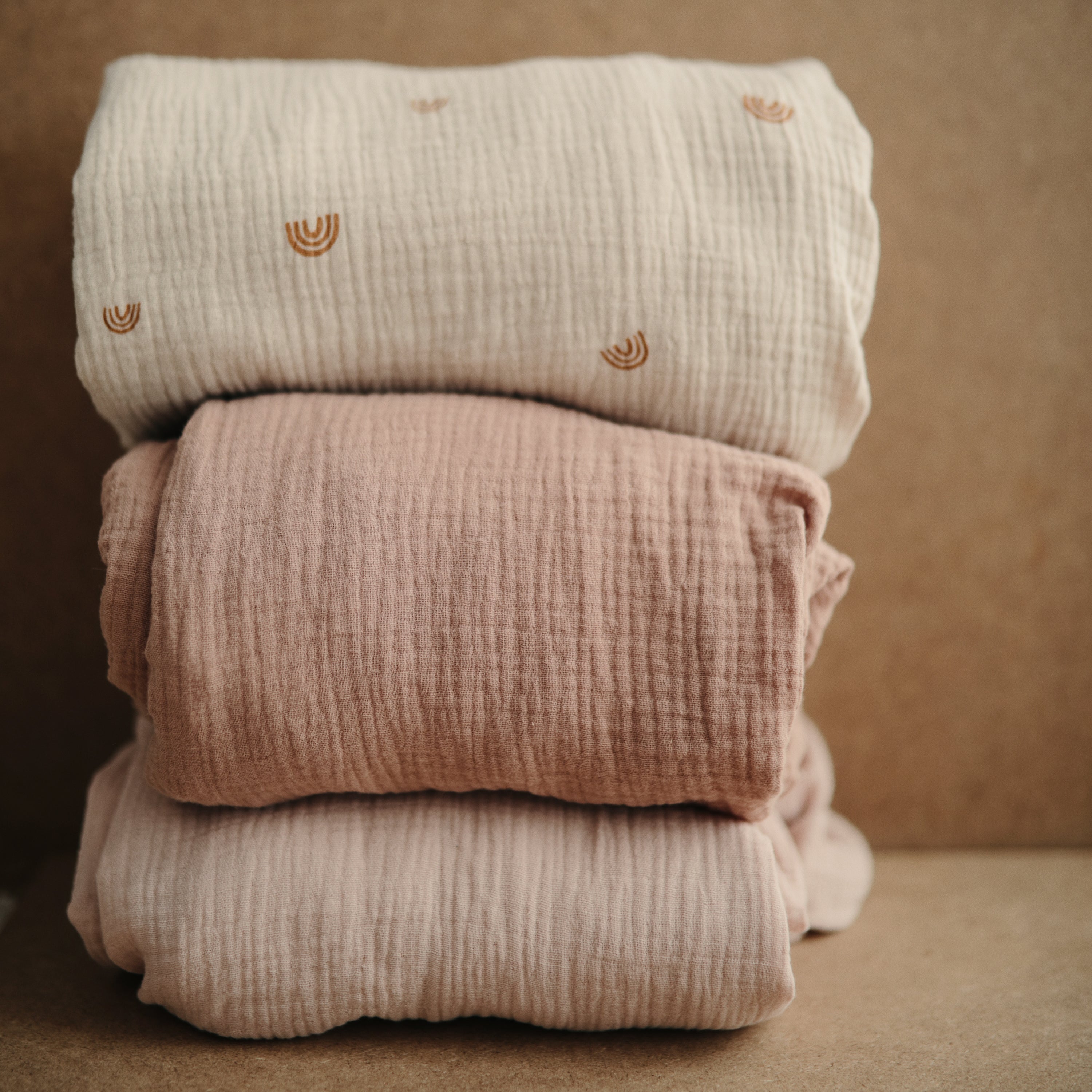 Image of Extra Soft Bassinet Muslin Crib Sheet