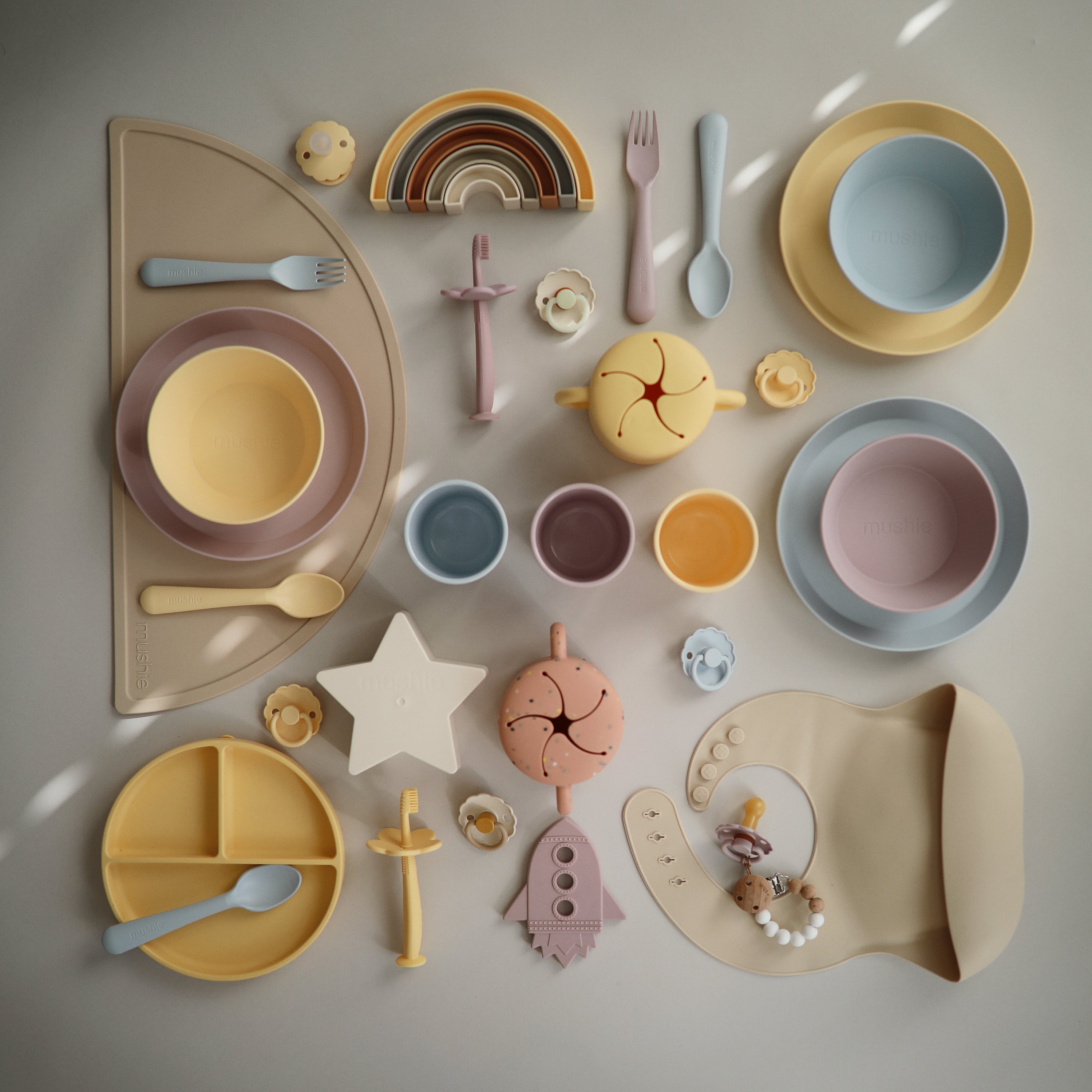 Image of Round Dinnerware Bowl, Set of 2