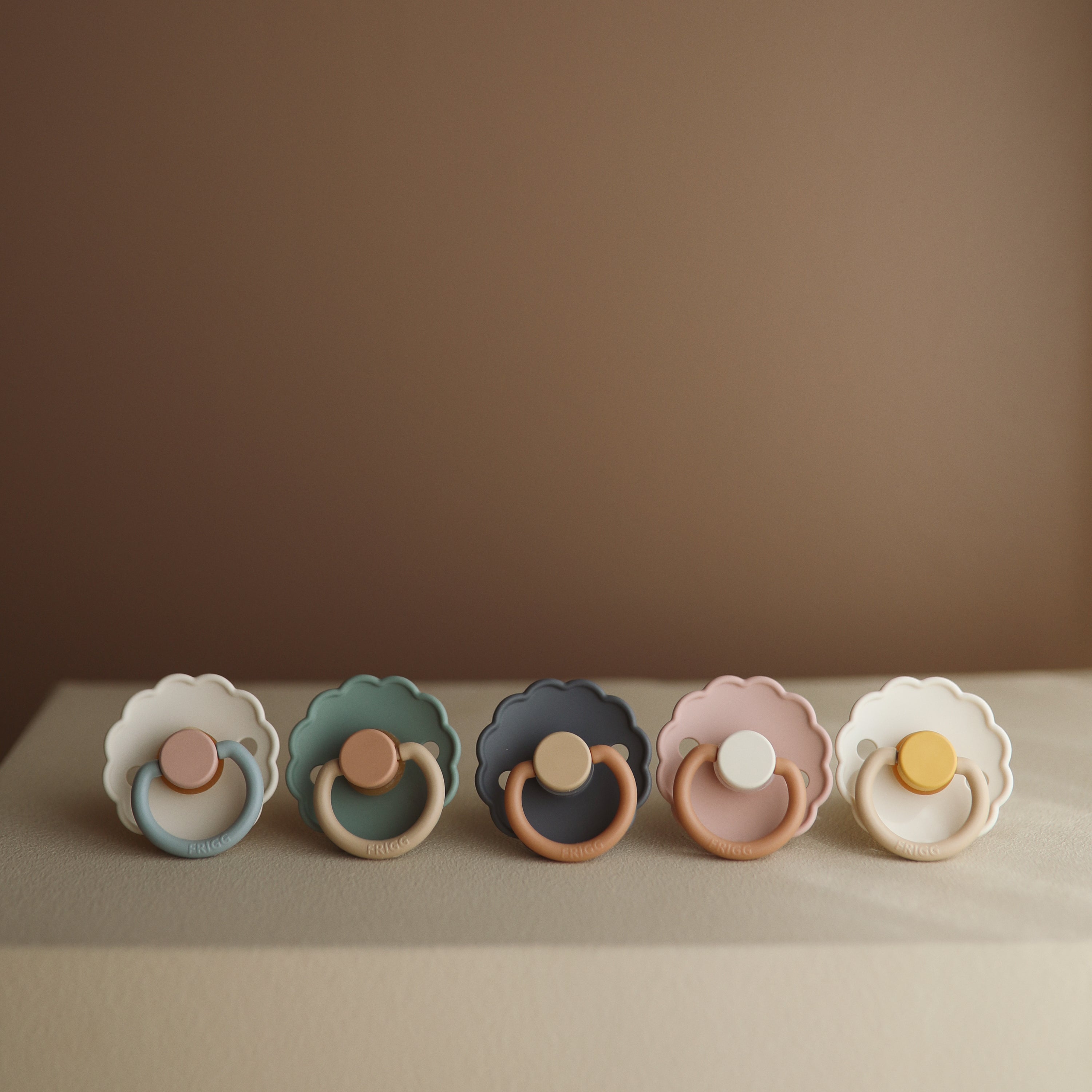 Image of FRIGG Daisy Silicone Pacifier 2-Pack