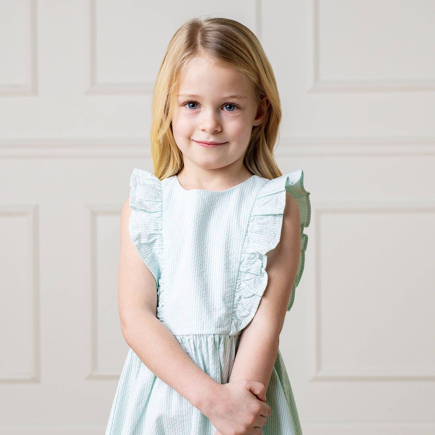 Hope and Henry - Organic Flutter Sleeve Open Back Dress