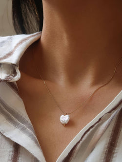 Image of Flânerie by MAIQ - 18K Gold Non-Tarnish Freshwater Pearl Clover, Heart Necklace