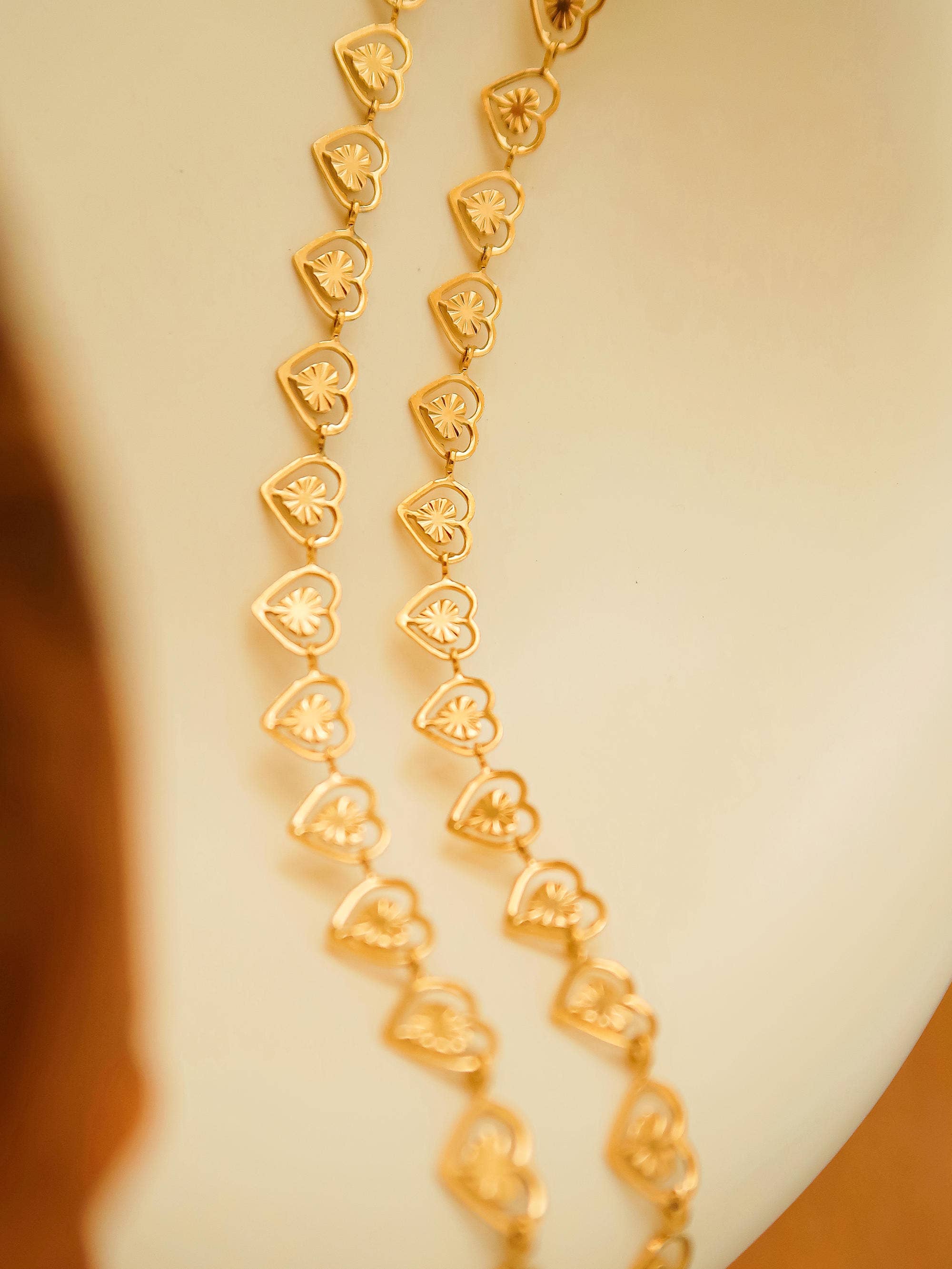 Image of Agathe 18K Gold Non-Tarnish Dainty Heart Choker