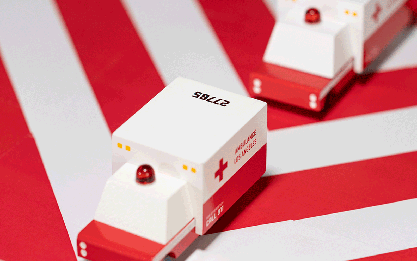 Candylab Toys - Ambulance Van