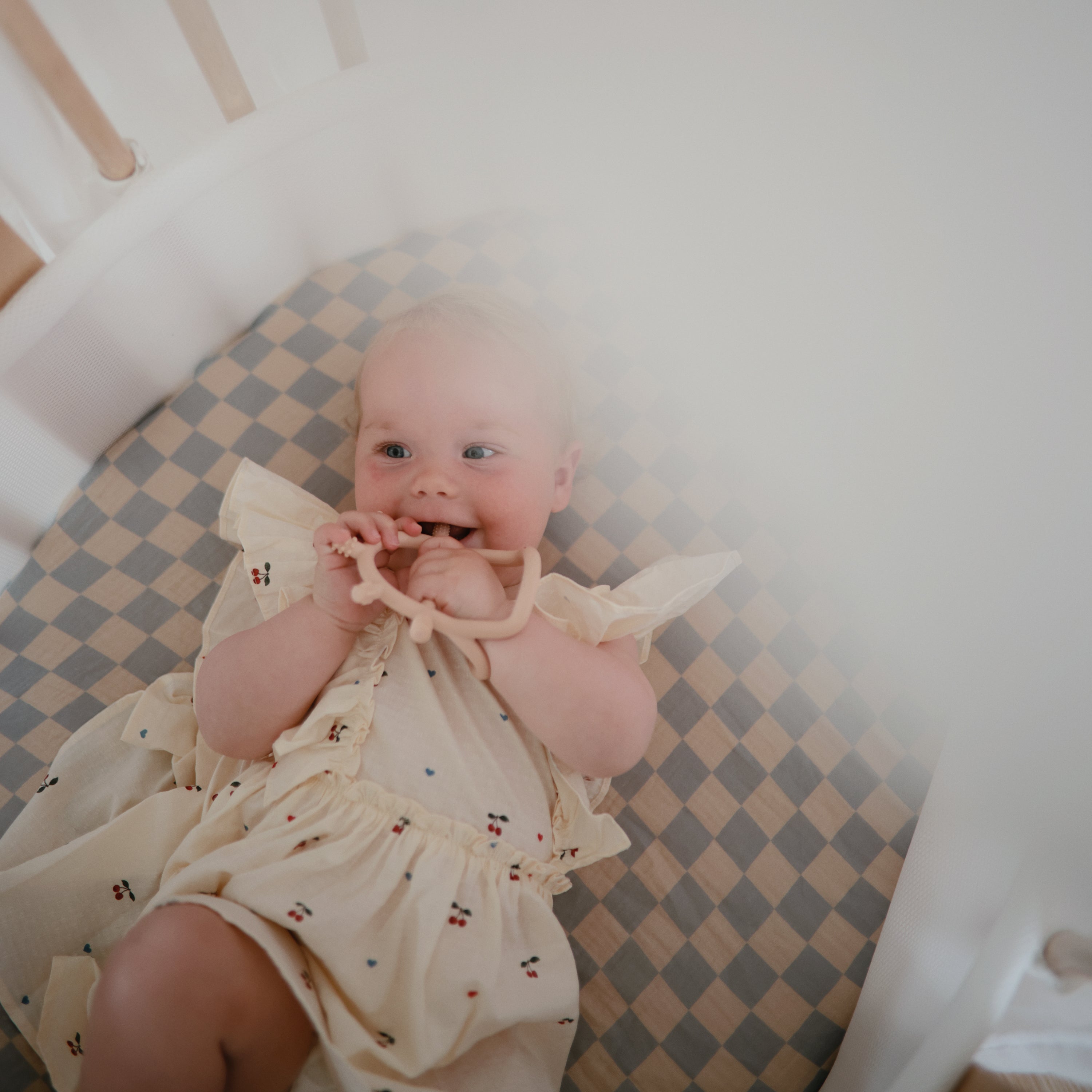 Image of Extra Soft Muslin Crib Sheet