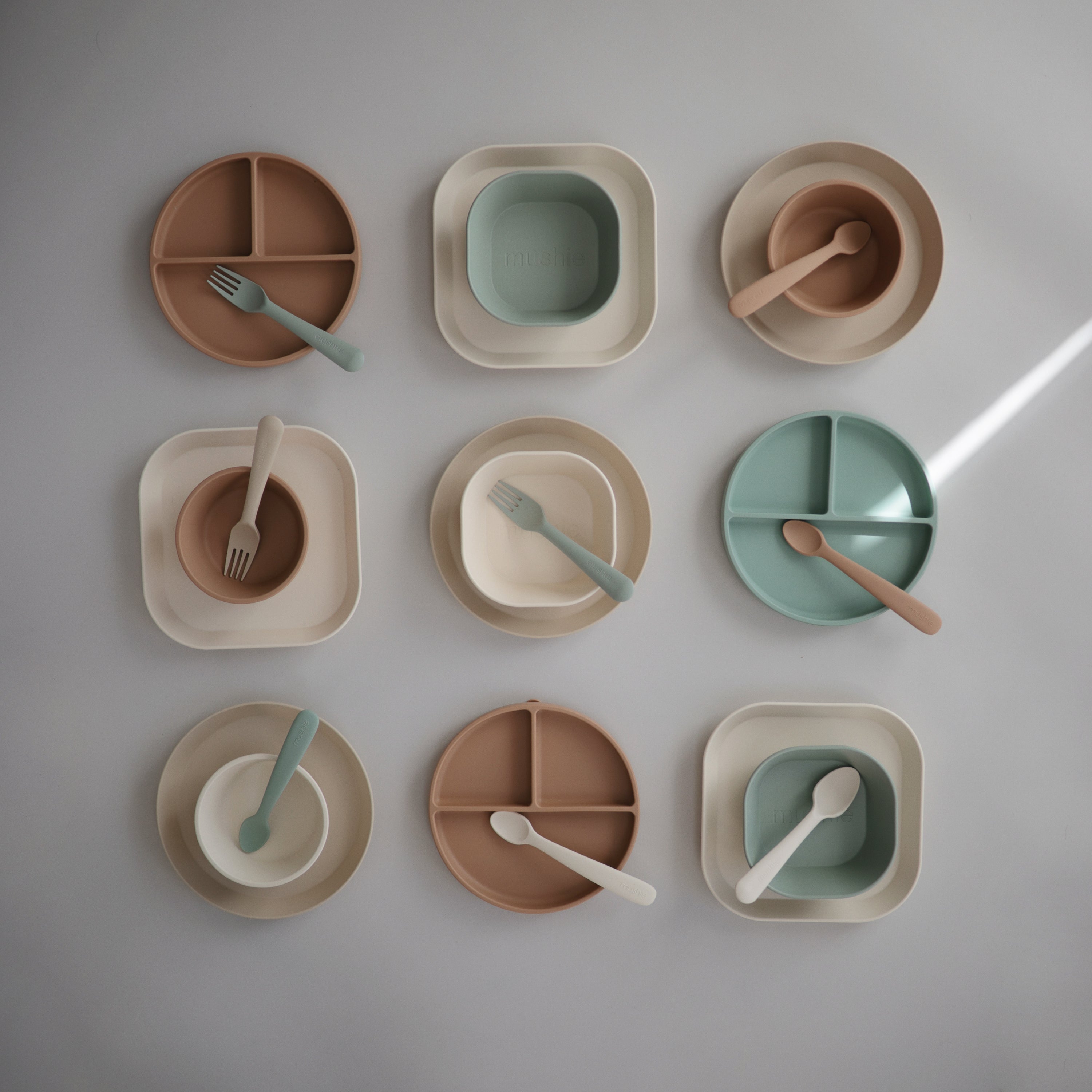 Image of Square Dinnerware Plates, Set of 2