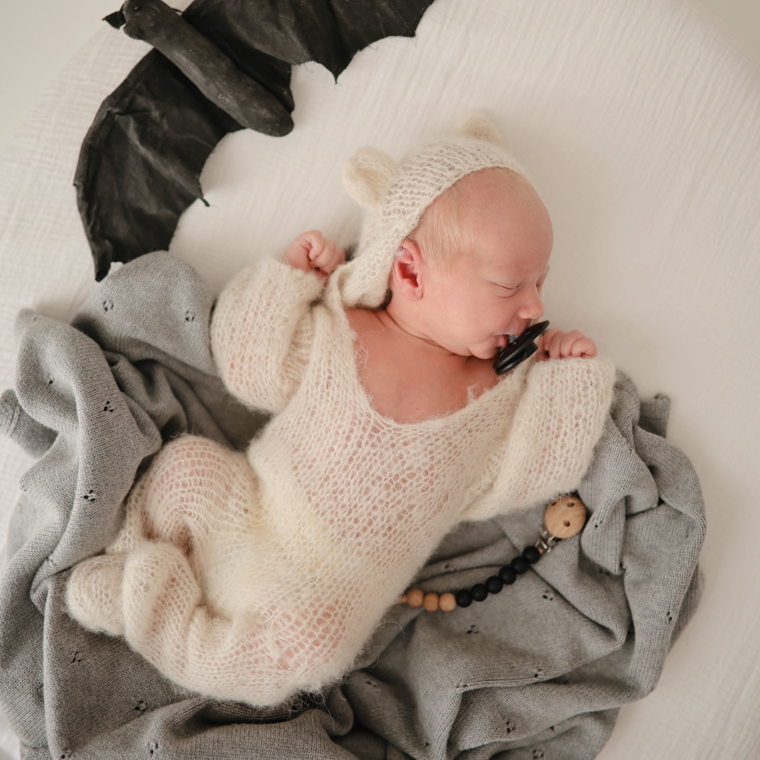 Image of Extra Soft Muslin Crib Sheet