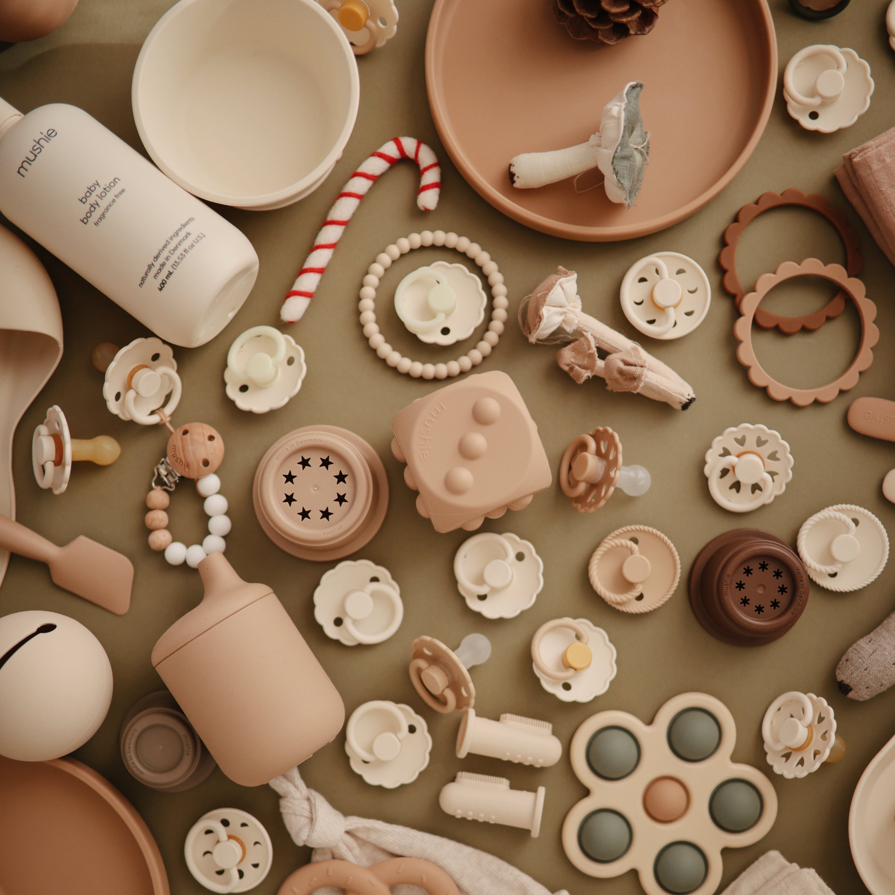 Image of FRIGG Andersen Fairytale Natural Rubber Pacifier 2-Pack