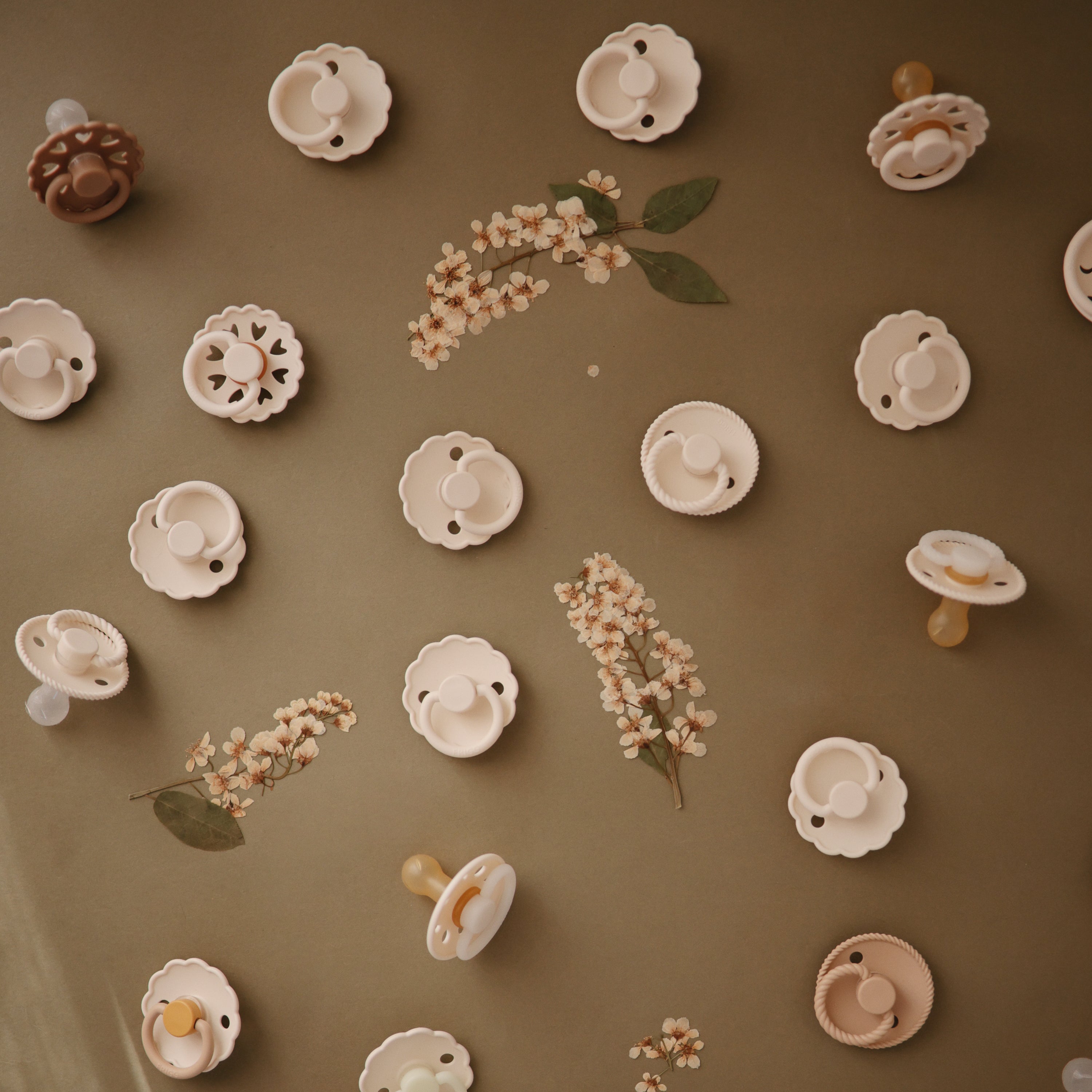 Image of FRIGG Andersen Fairytale Natural Rubber Pacifier 2-Pack