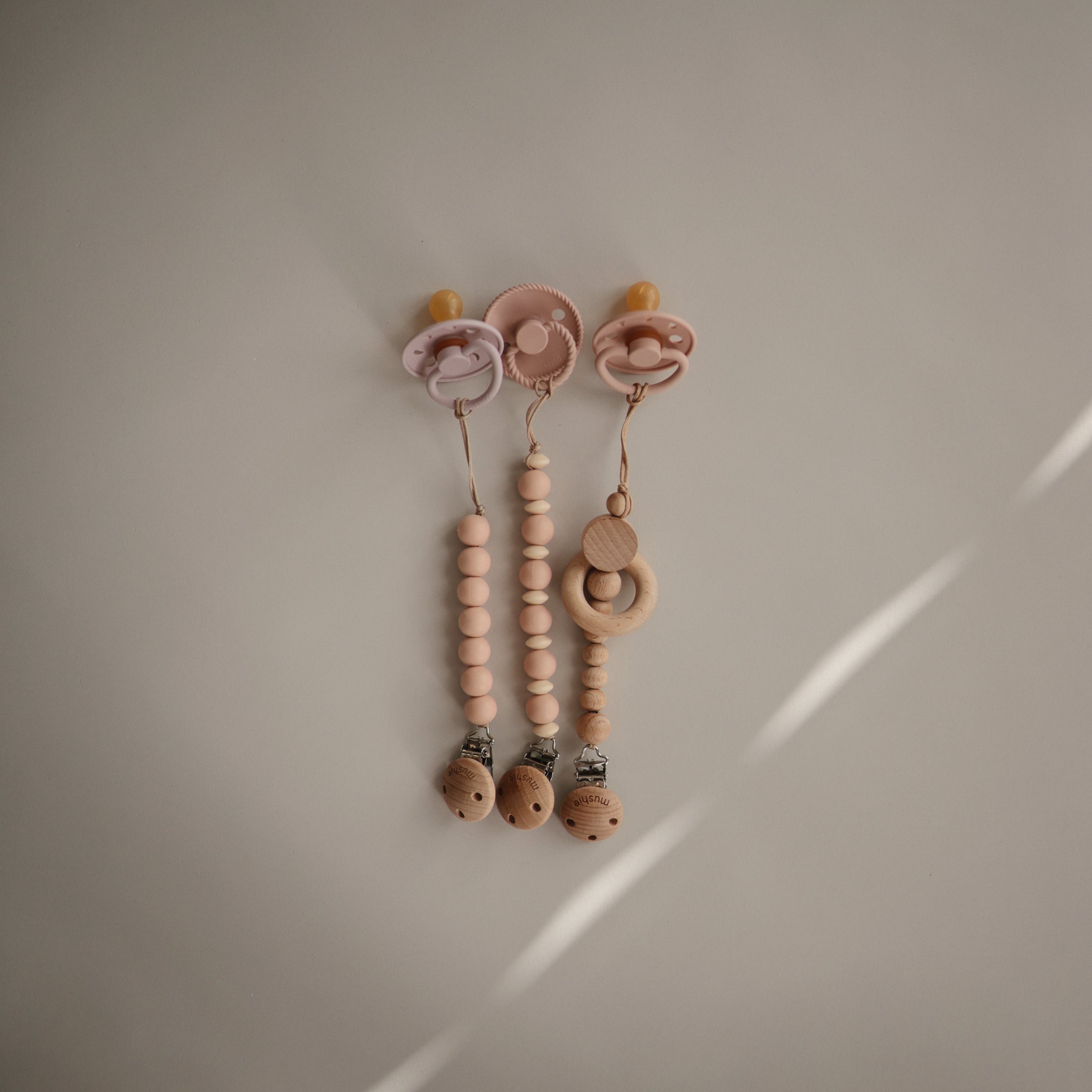 Image of FRIGG Moon Natural Rubber Pacifier 2-Pack