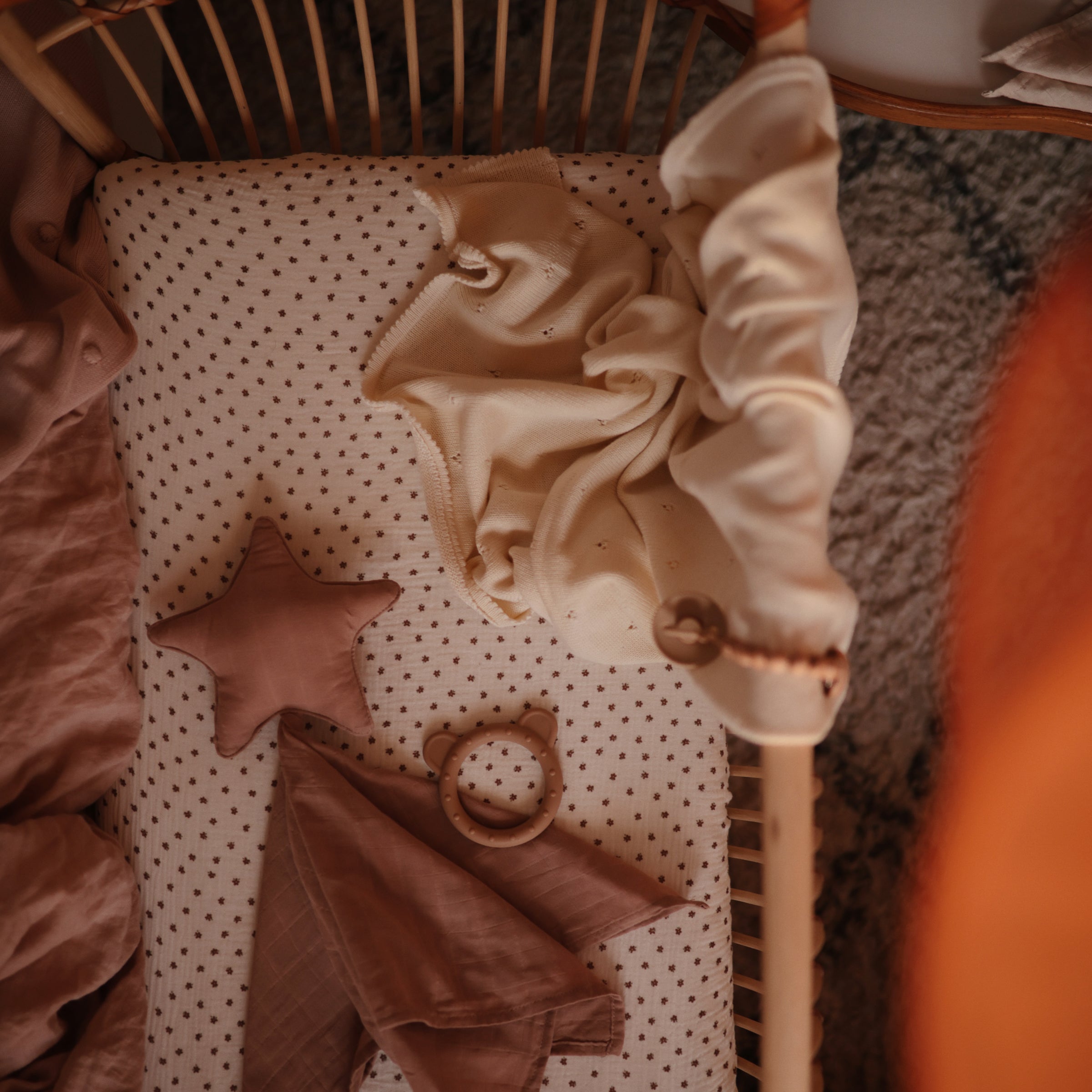 Image of Mini Muslin Crib Sheet