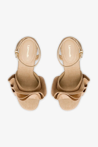 Selena Ruffle Sandal In Beige Raffia