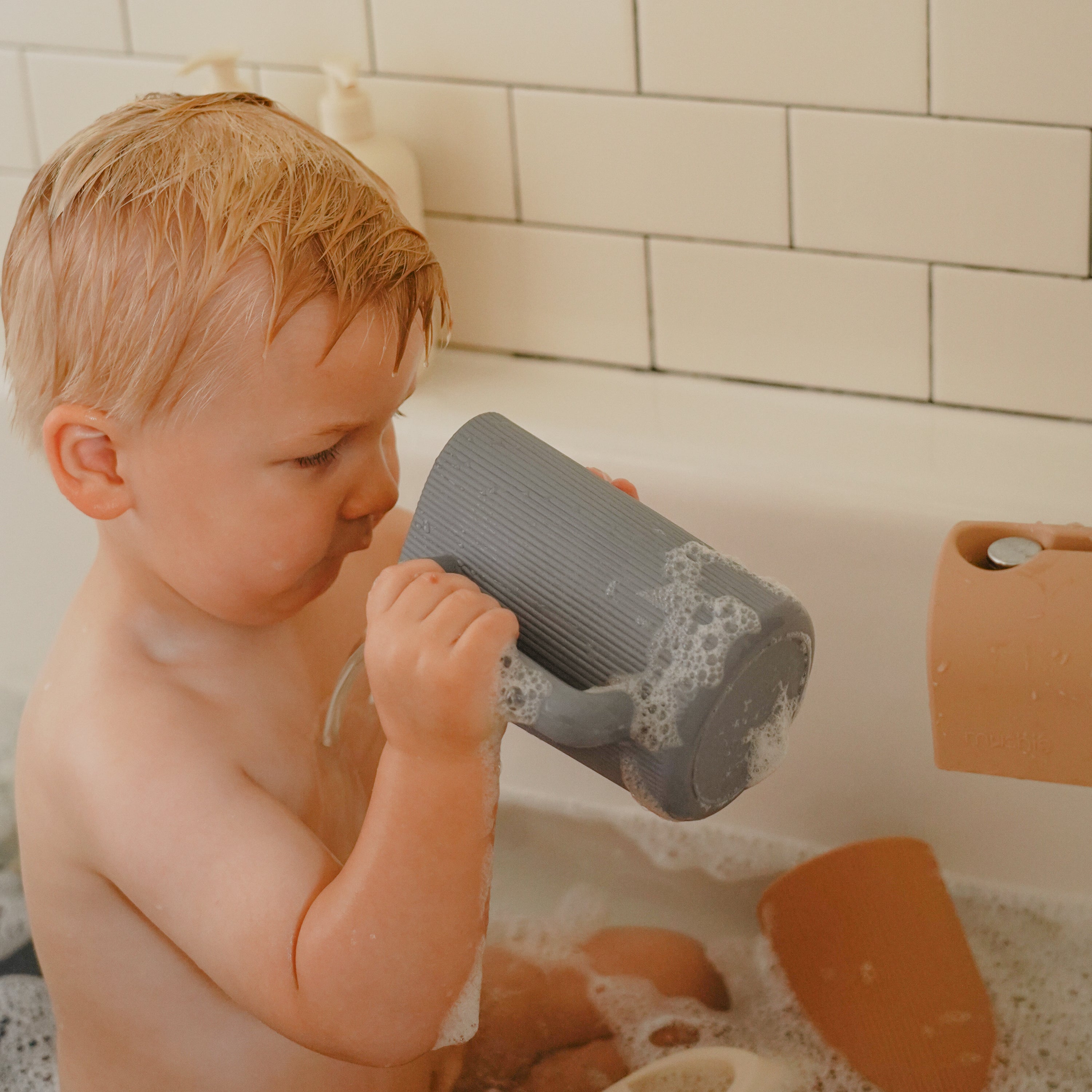 Image of Bath Rinse Cup