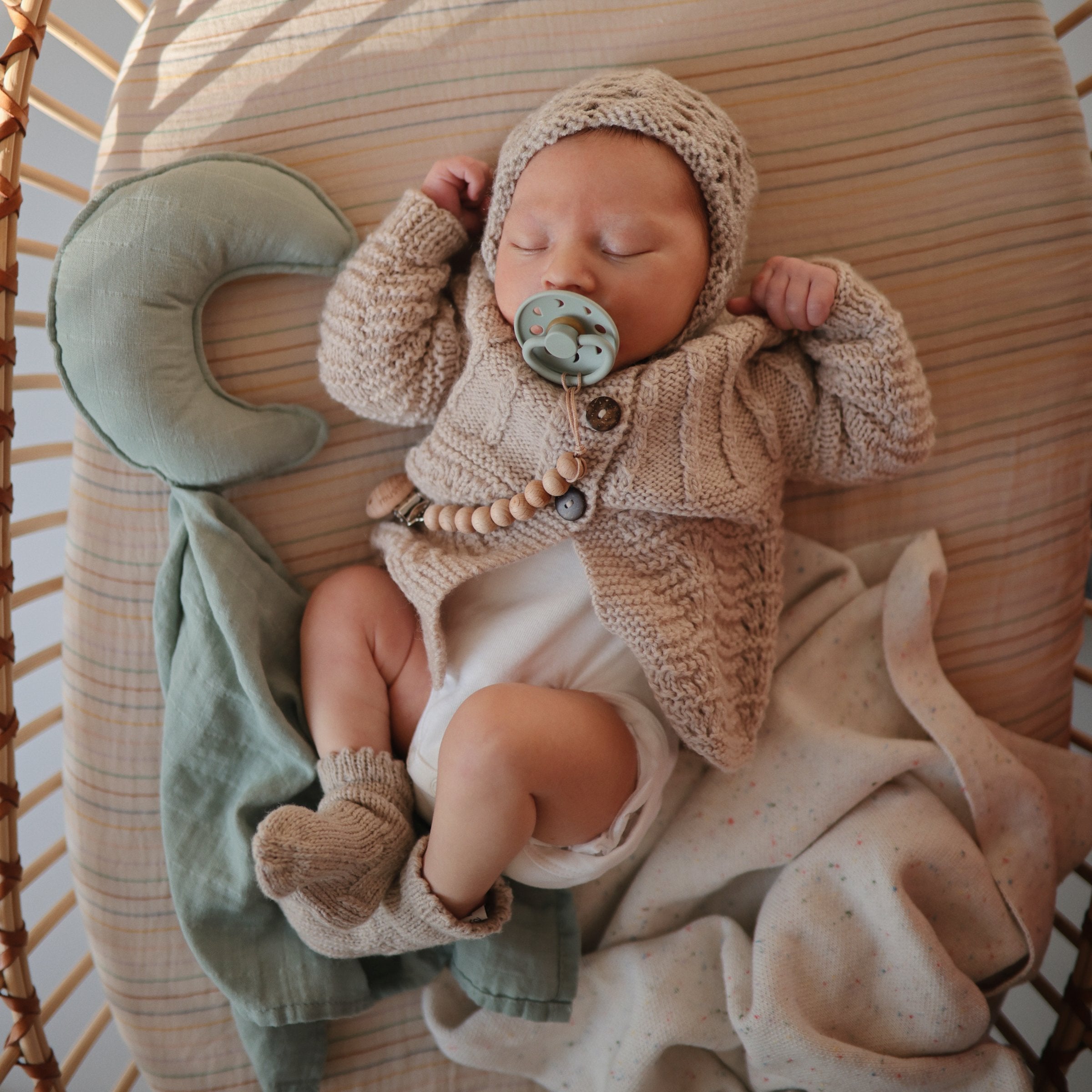 Image of FRIGG Moon Natural Rubber Pacifier 2-Pack