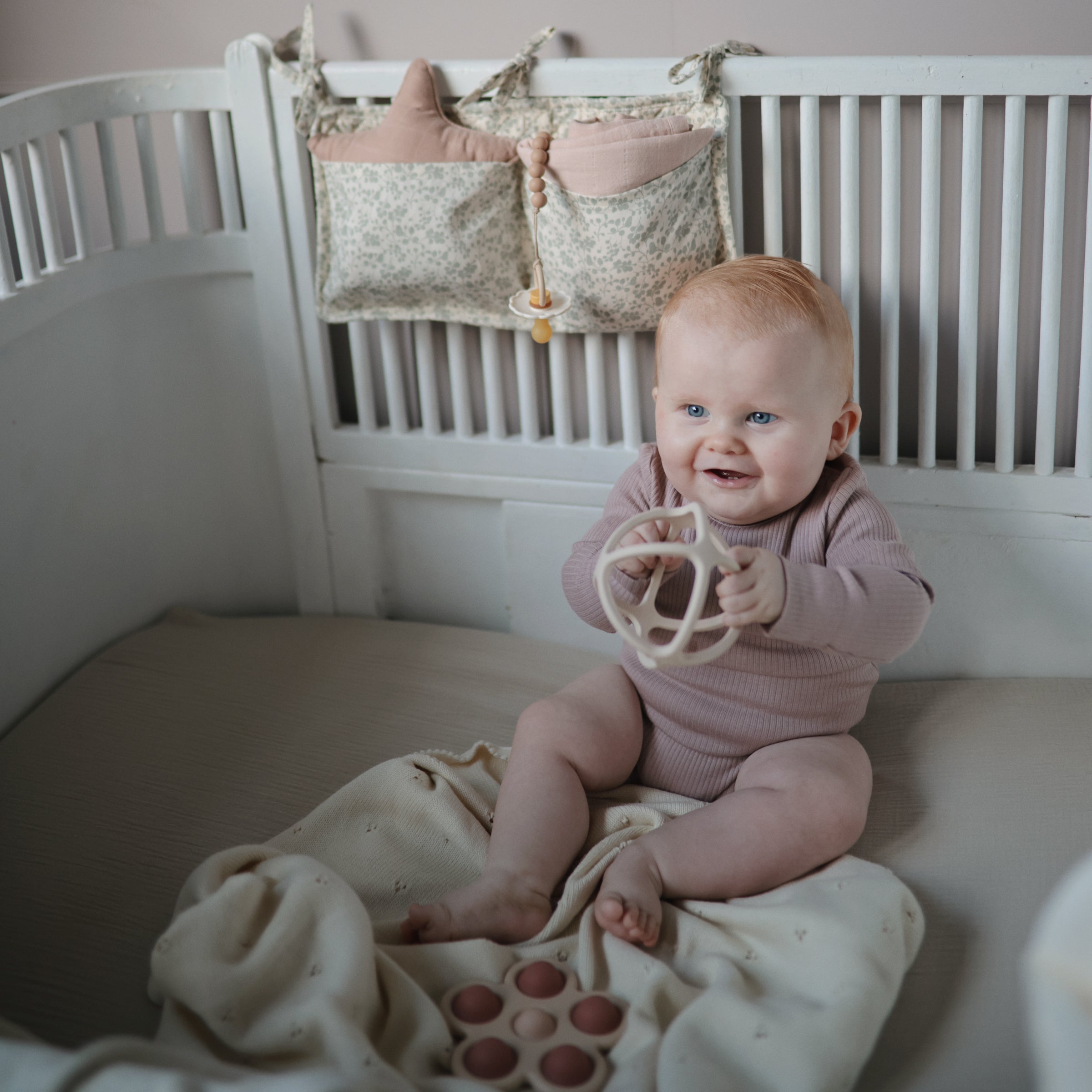 Image of Extra Soft Muslin Crib Sheet