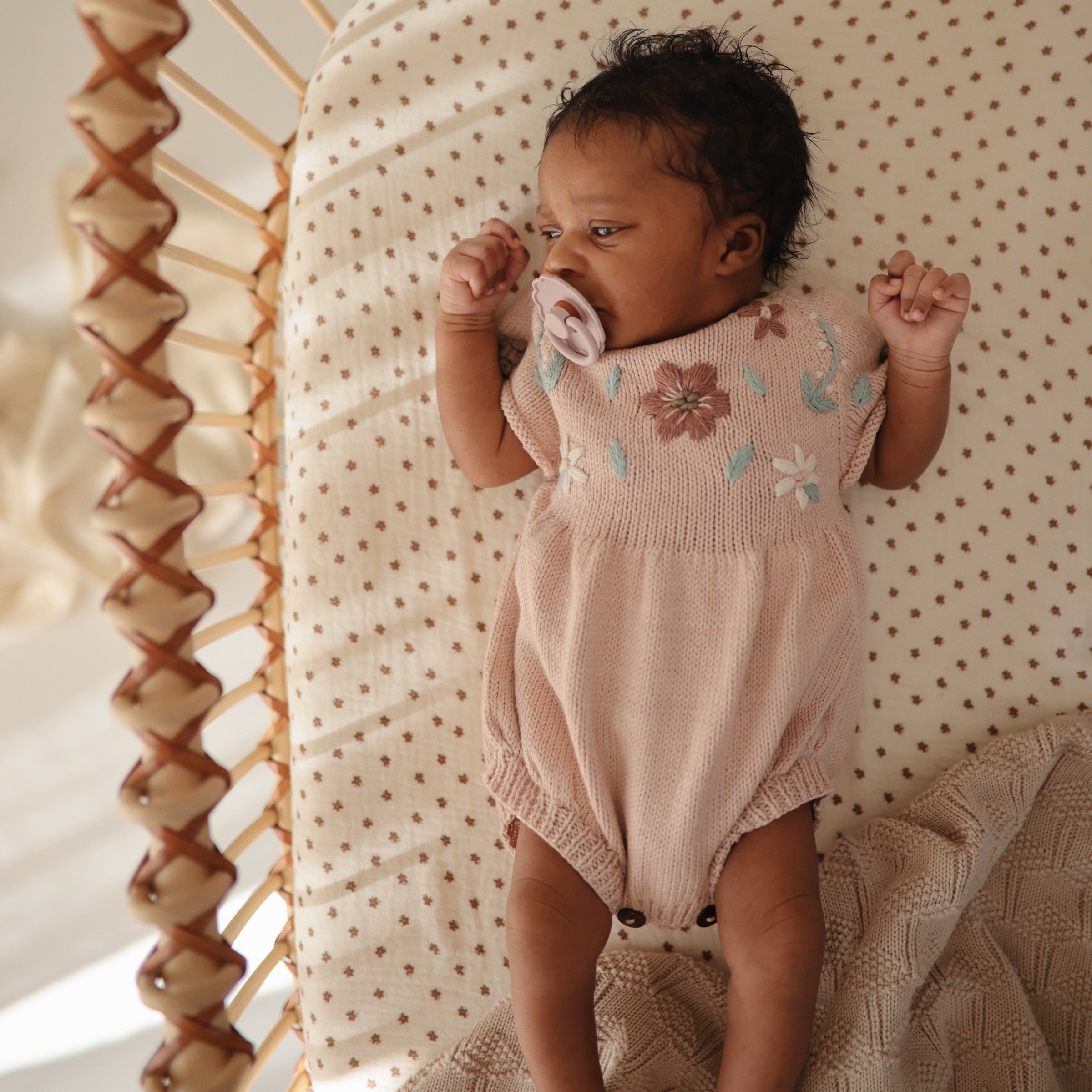 Image of Mini Muslin Crib Sheet