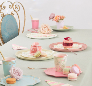 Meri Meri x Ladurée Paris Macaron Pyramid Napkins (x16)
