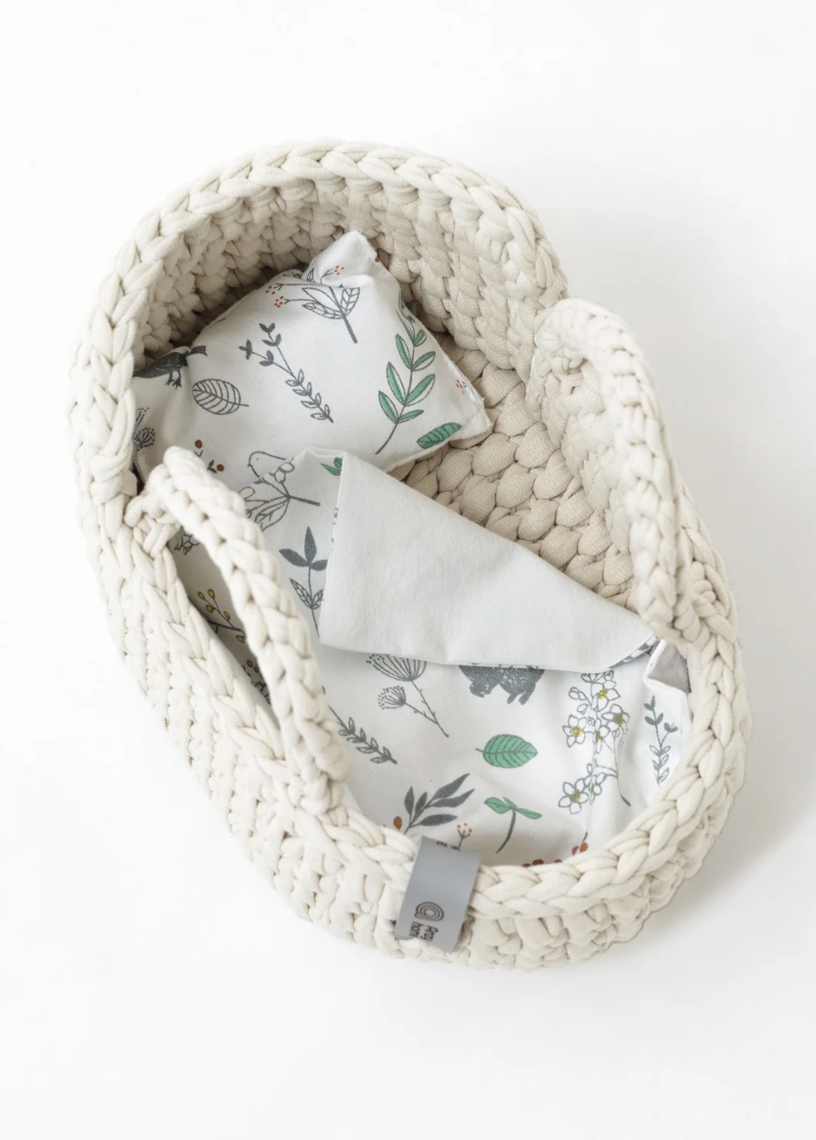 Anzy Home- Mini Doll Moses Basket w/Rocking Stand+