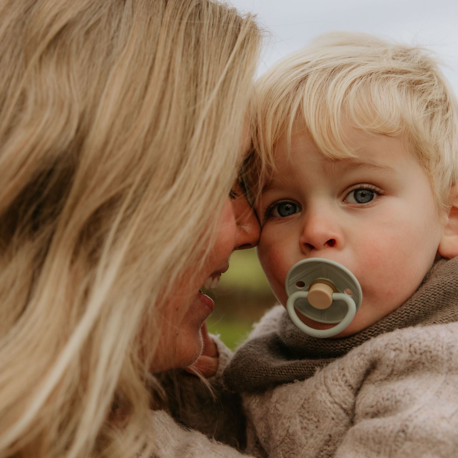 Image of FRIGG Natural Rubber Pacifier 4-Pack