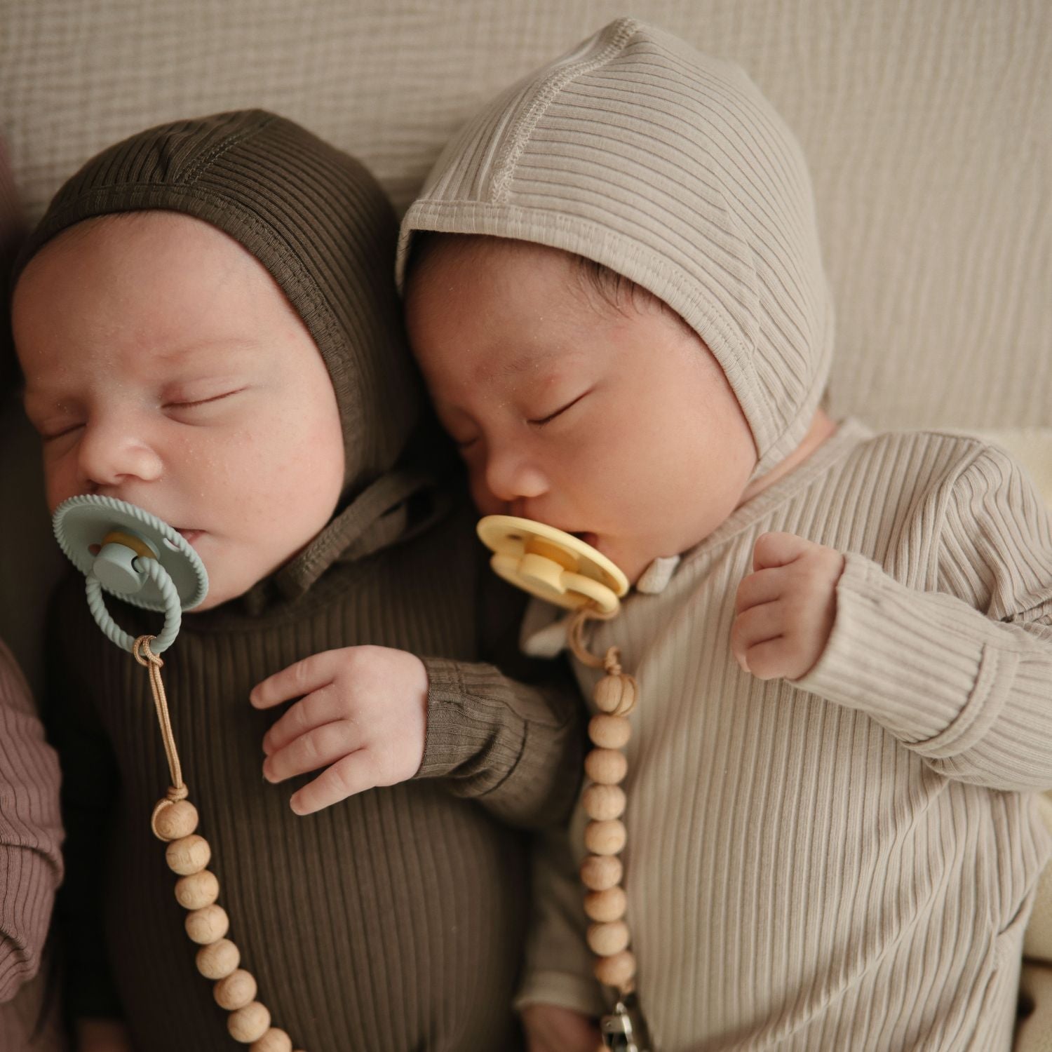 Image of FRIGG Natural Rubber Pacifier 4-Pack