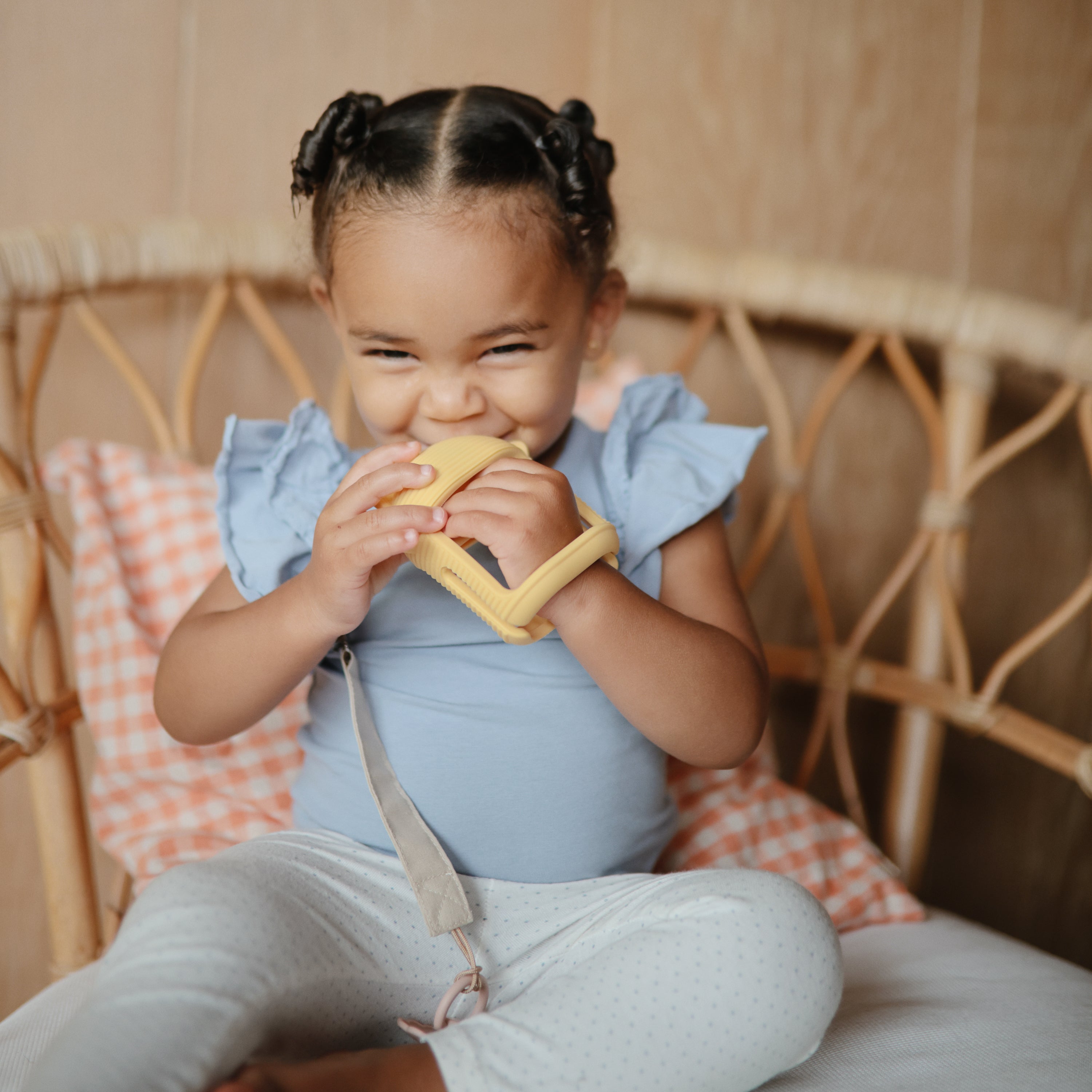 Image of No-Drop Sun Teether (Sunshine)