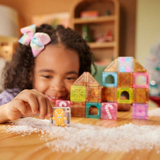 Magna-Tiles - MicroMAGS Gingerbread House 24 Piece Travel Set