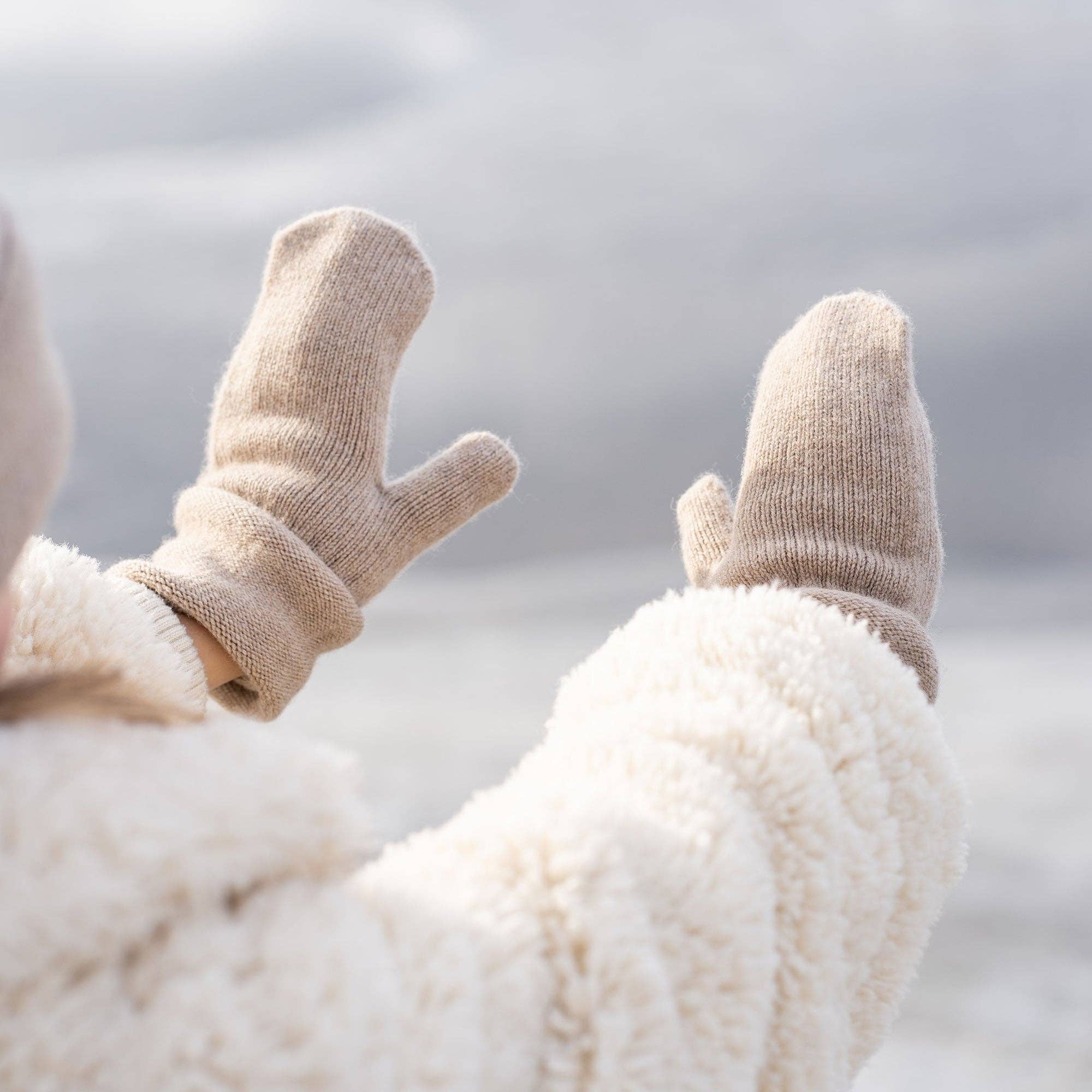 Image of menique - Kids' Mittens Knitted Merino & Cashmere: 1-3 years / Dusty pink