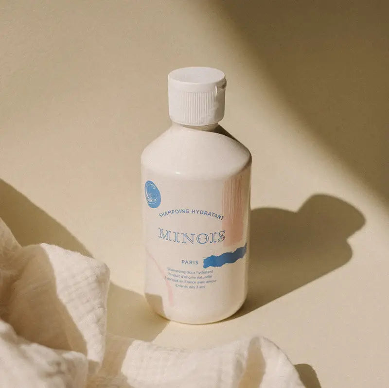 Minois Paris - Moisturizing Shampoo - Kids gentle shampoo