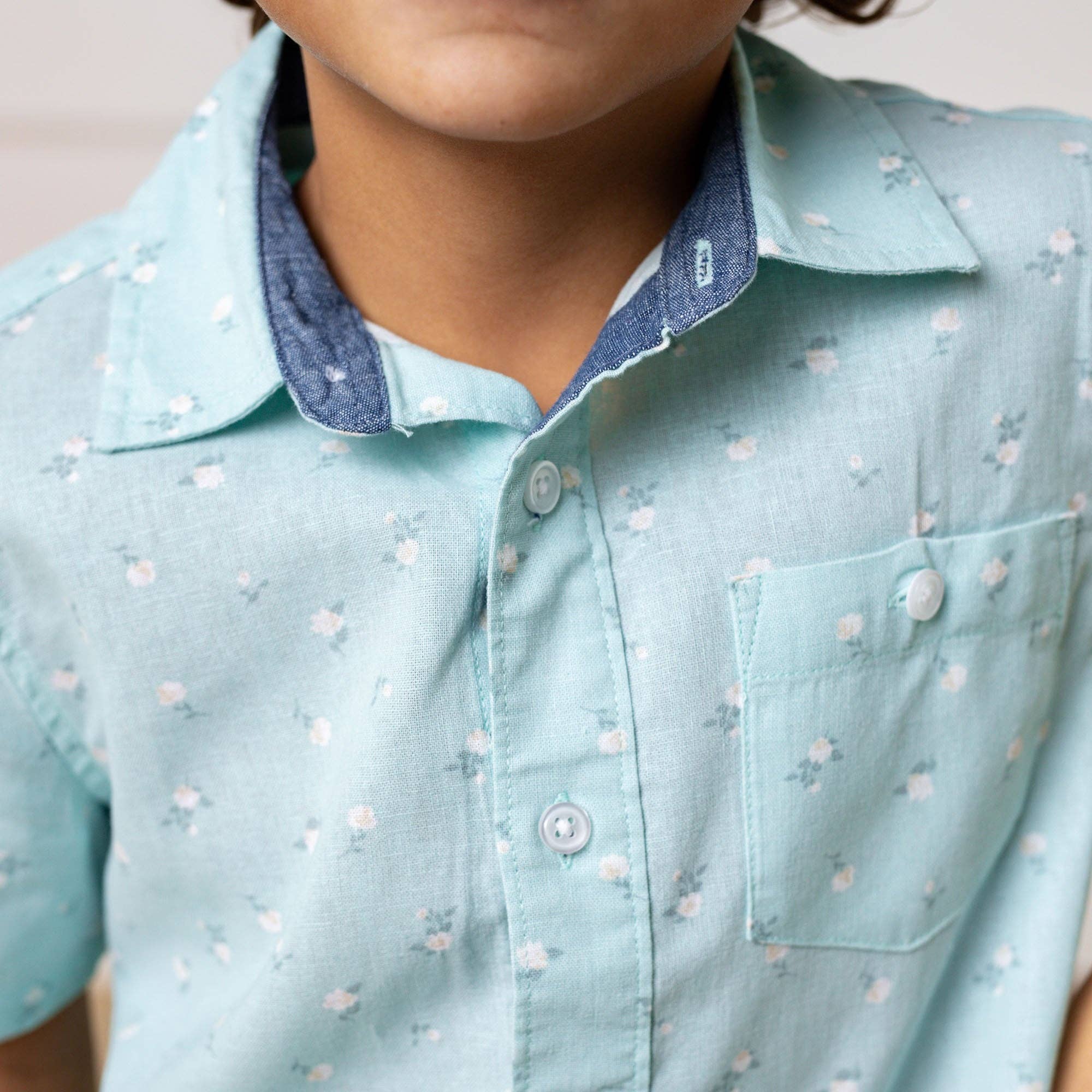 Image of Hope and Henry - Linen Short Sleeve Button Down Shirt