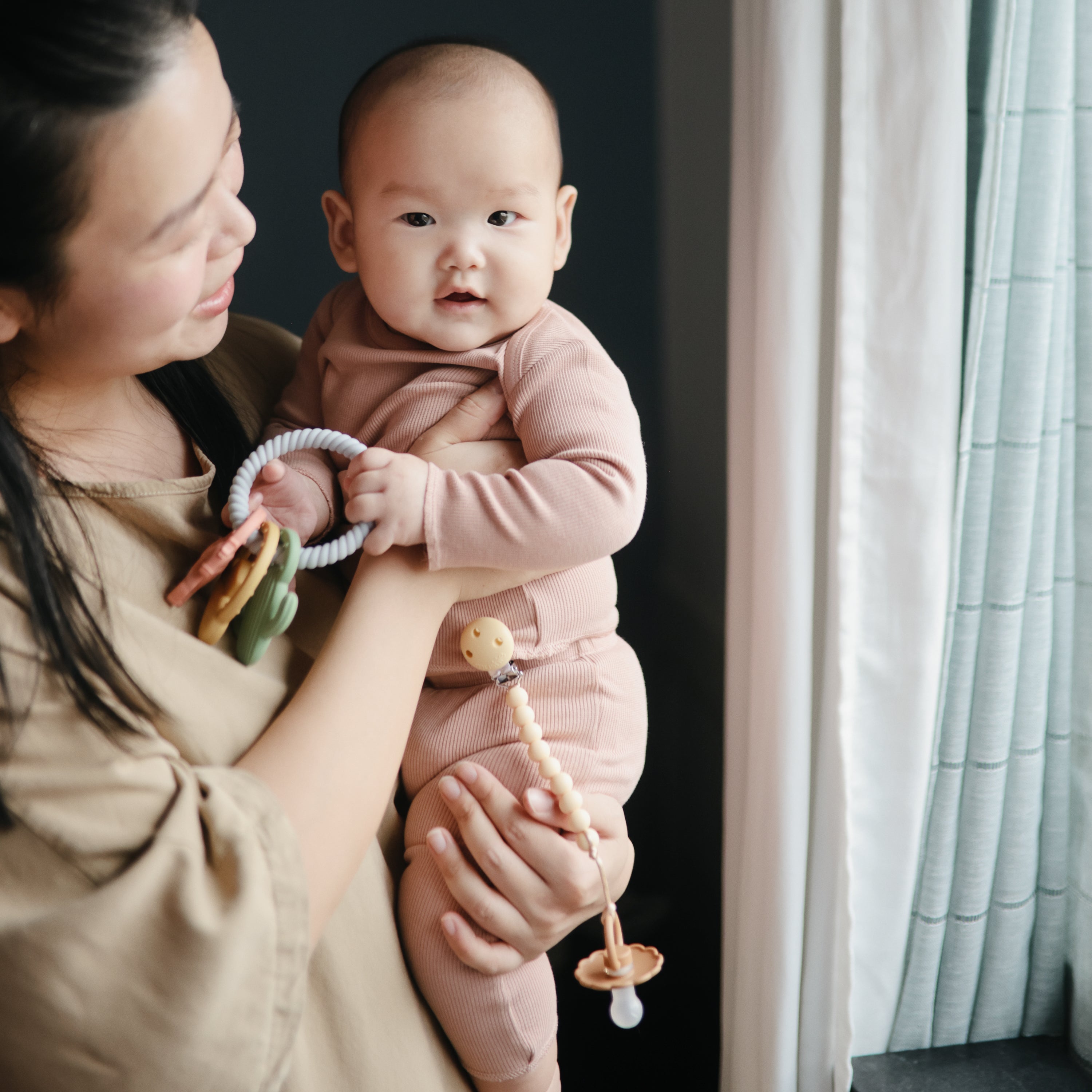 Image of Silicone Pacifier Clip | Hera